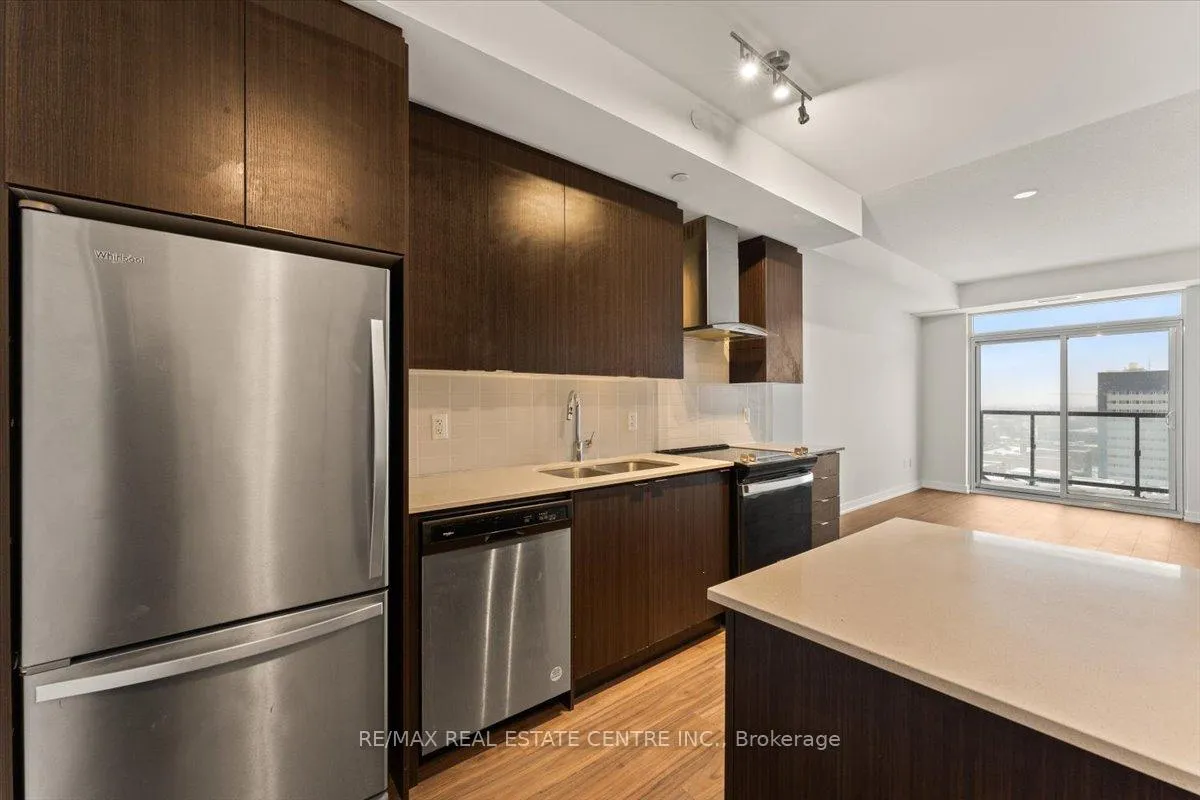 Photo 13 of Unit 1106, 55 Duke Street W, Kitchener, City Commercial Core — HOMEH