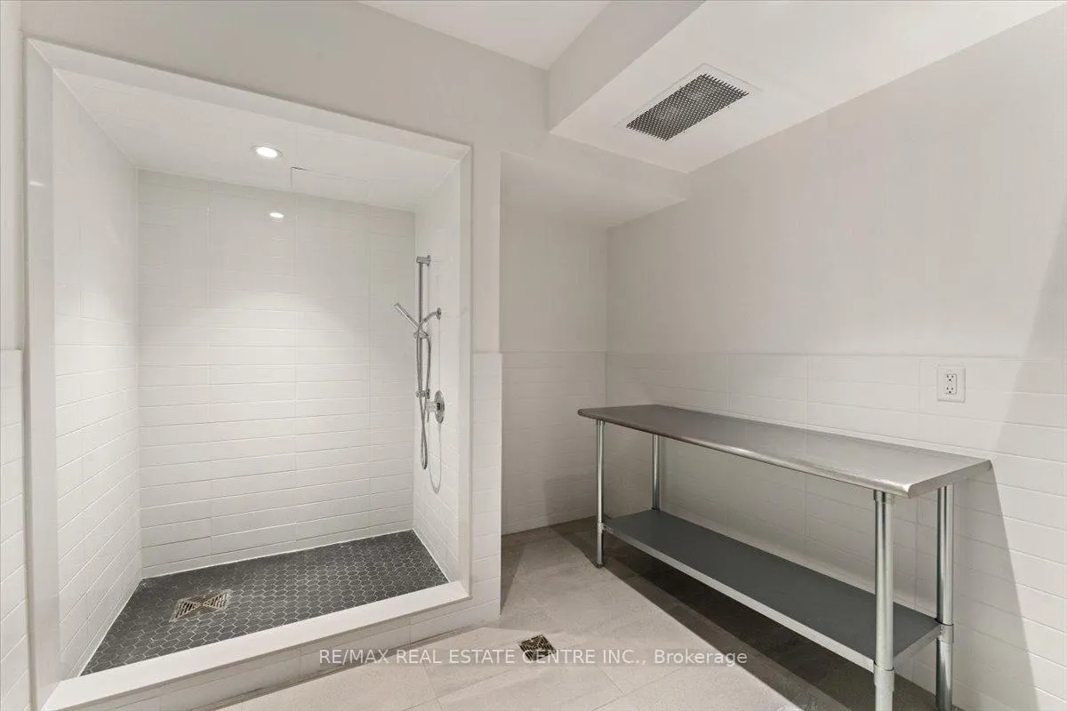 Photo 28 of Unit 1106, 55 Duke Street W, Kitchener, City Commercial Core — HOMEH