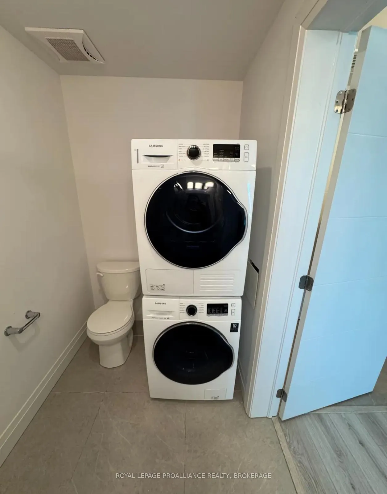 Photo 3 of Unit 1002, 652 Princess Street, Kingston, Central City East — HOMEH