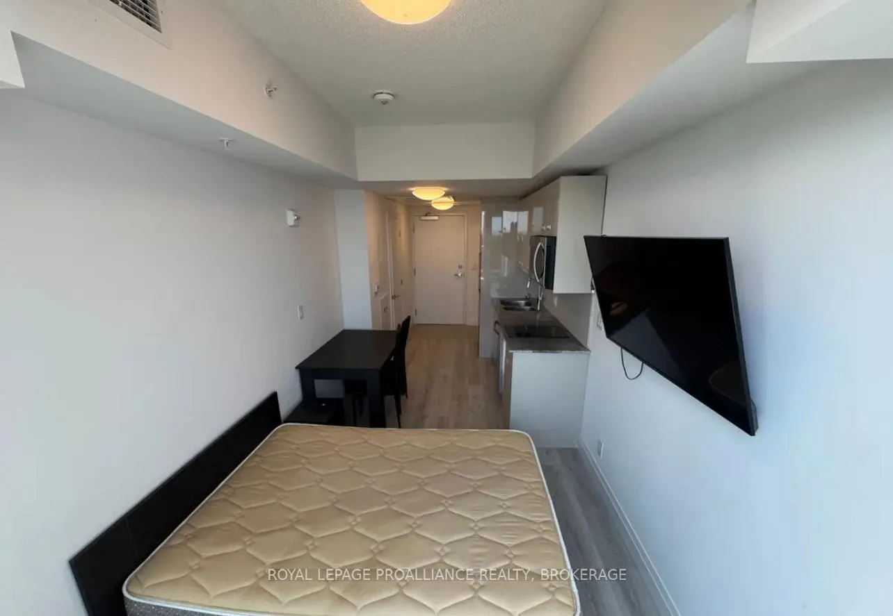 Photo 6 of Unit 1002, 652 Princess Street, Kingston, Central City East — HOMEH