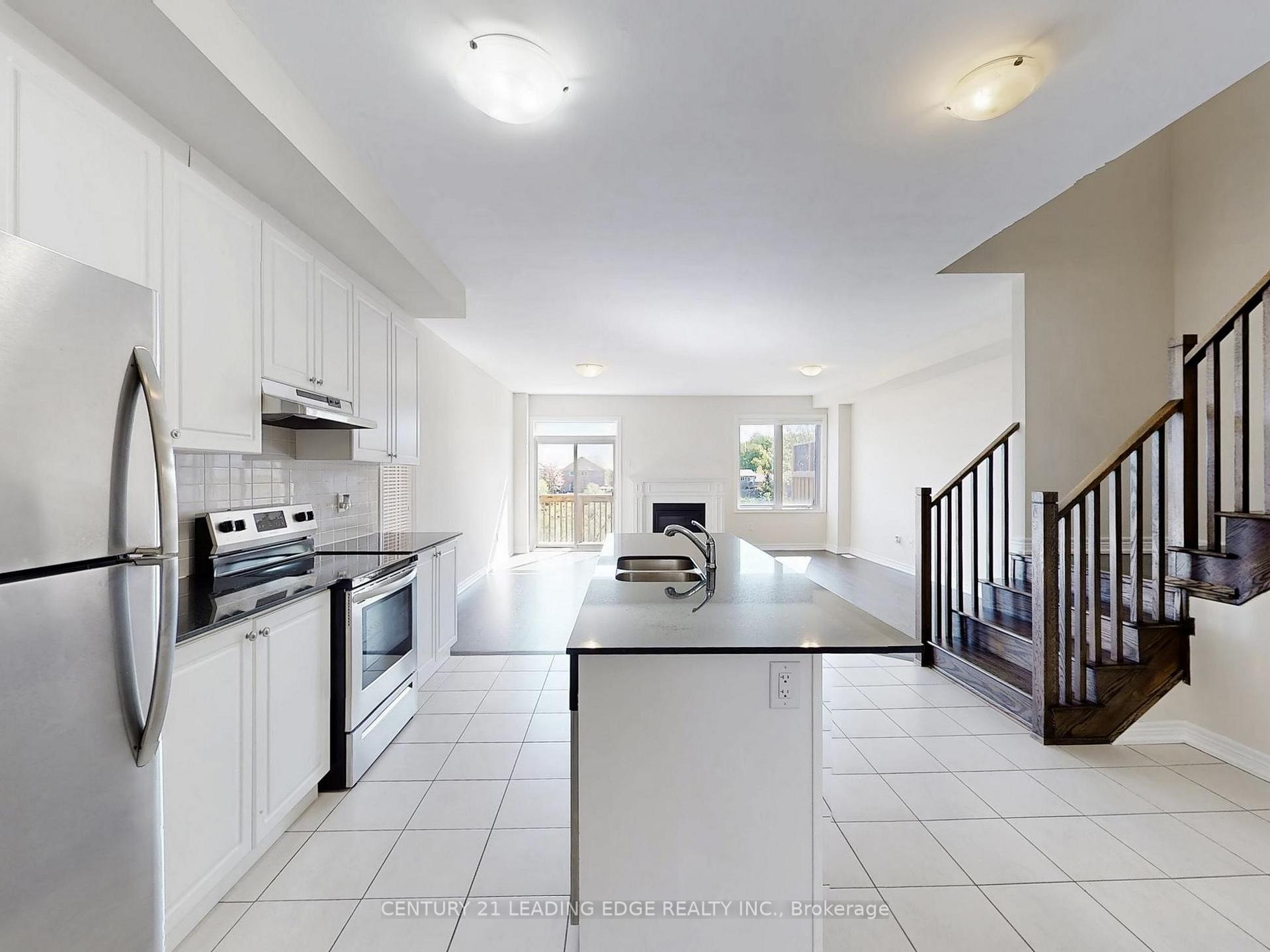 Photo 5 of 2023 Mullen Street, Innisfil, Alcona — HOMEH