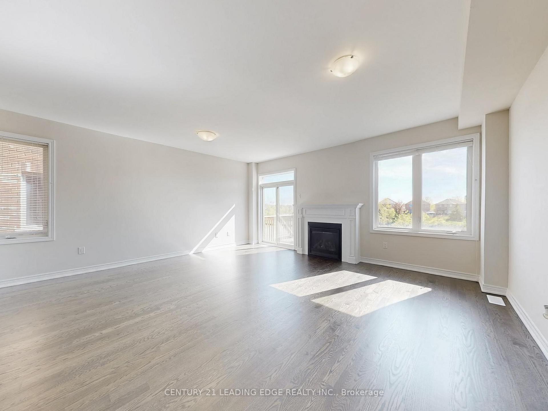 Photo 10 of 2023 Mullen Street, Innisfil, Alcona — HOMEH