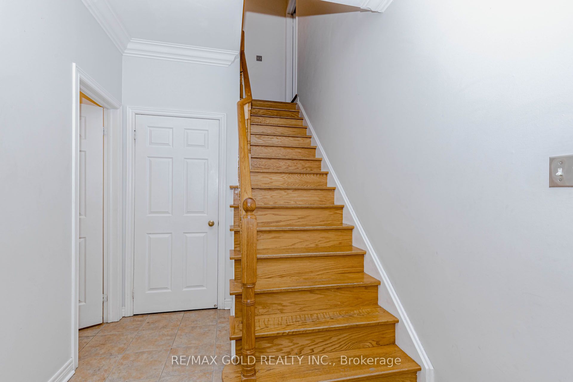 Photo 17 of 64 Mossgrove Crescent, Brampton, Northwest Sandalwood Parkway — HOMEH
