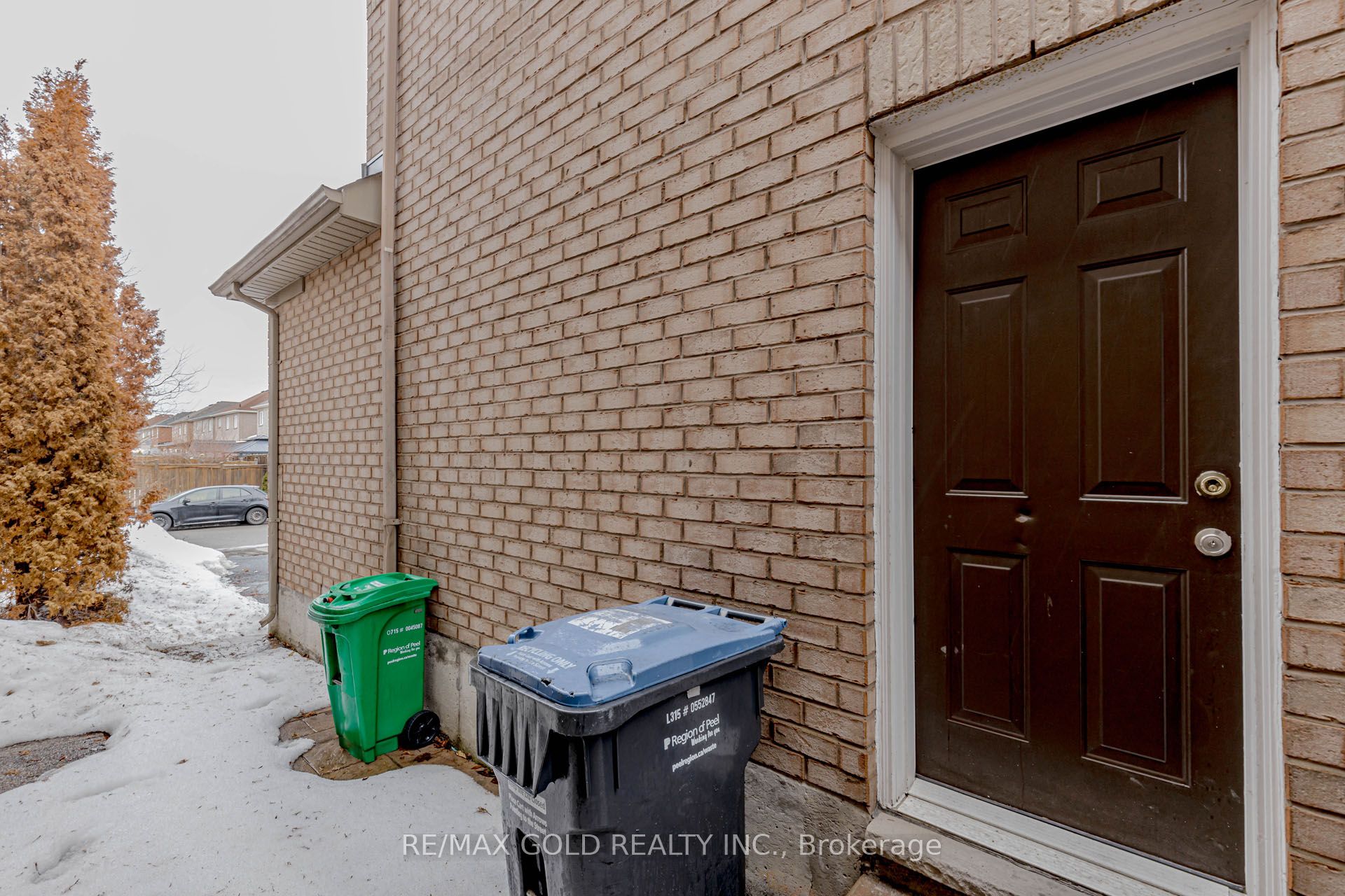 Photo 36 of 64 Mossgrove Crescent, Brampton, Northwest Sandalwood Parkway — HOMEH
