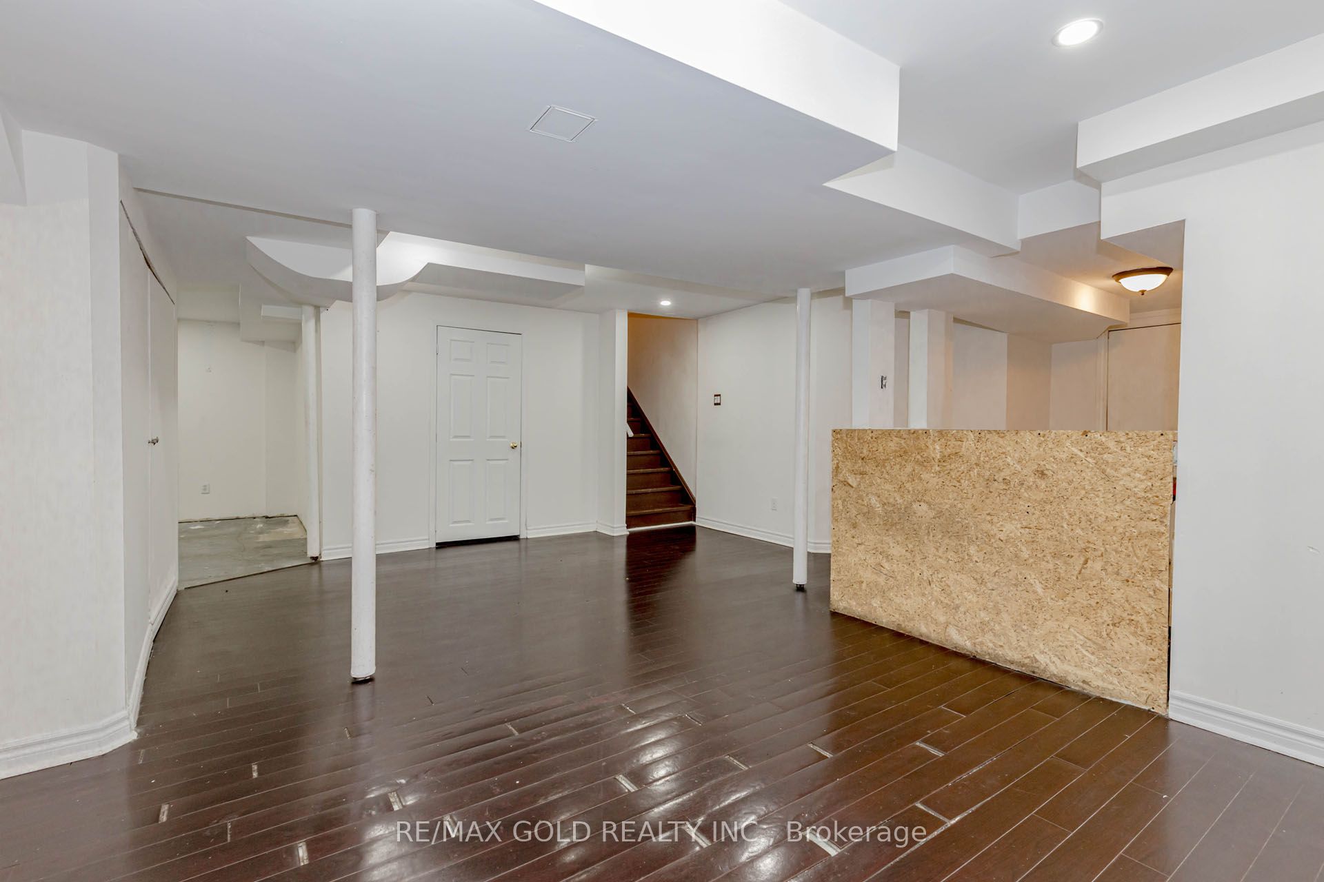Photo 39 of 64 Mossgrove Crescent, Brampton, Northwest Sandalwood Parkway — HOMEH