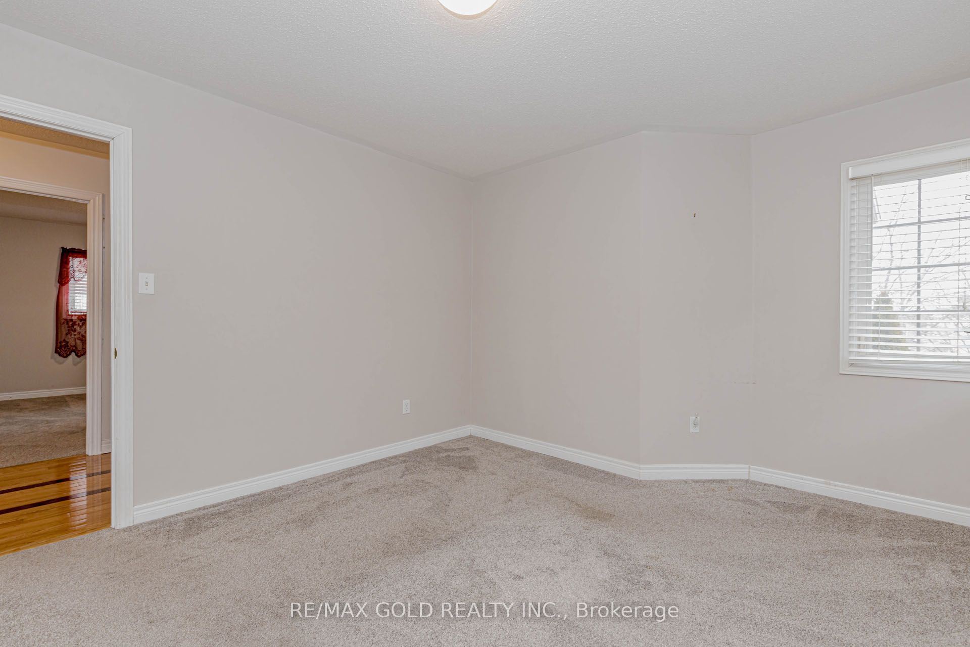 Photo 30 of 64 Mossgrove Crescent, Brampton, Northwest Sandalwood Parkway — HOMEH