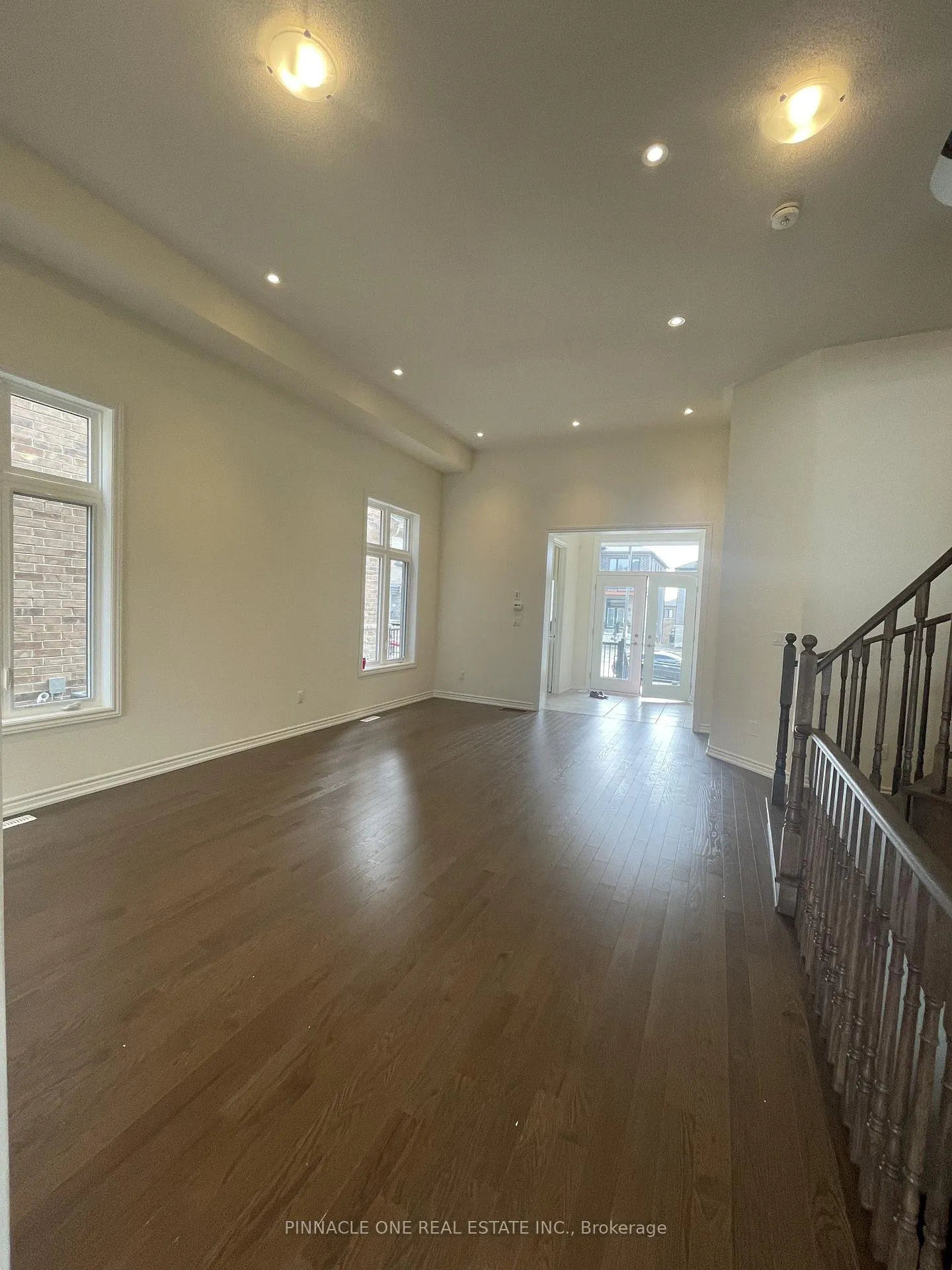 Photo 38 of 913 Rexton Drive, Oshawa, Kedron — HOMEH