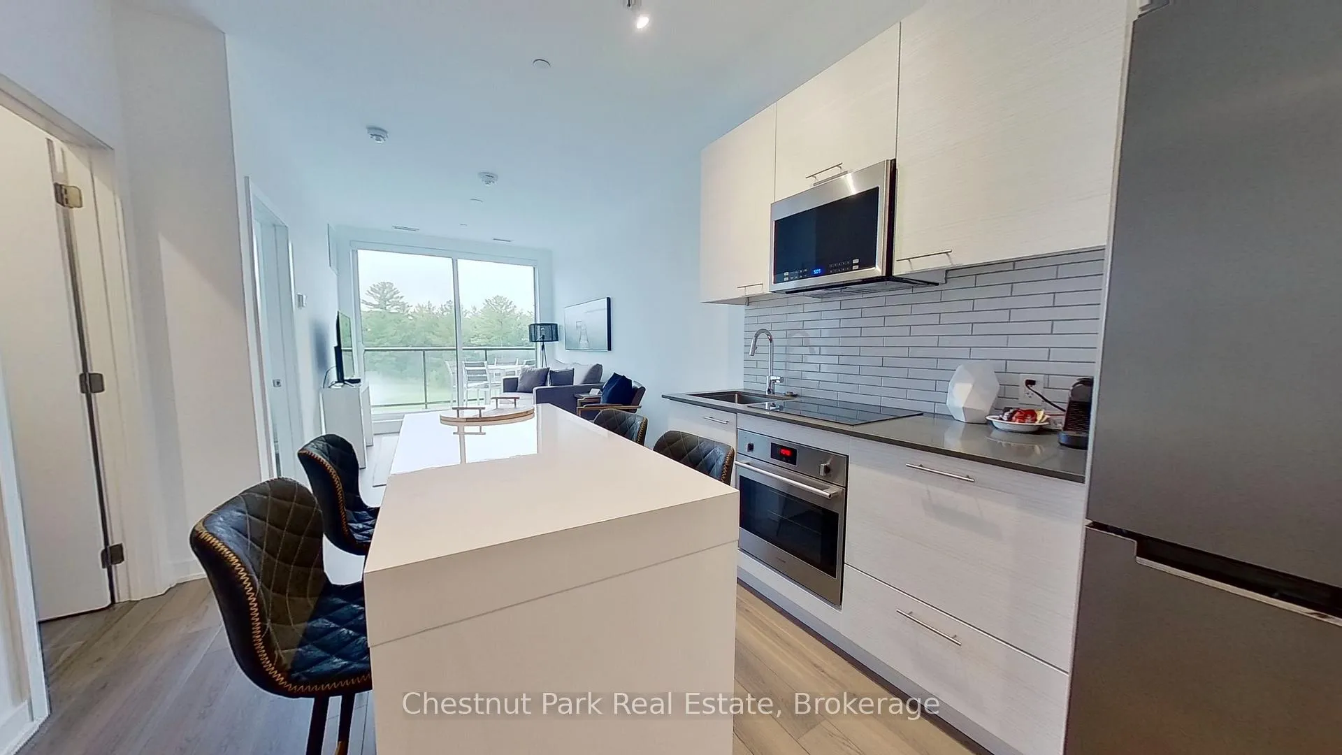 Photo 6 of Unit 410, 120 Carrick Trail, Gravenhurst, Muskoka (S) — HOMEH
