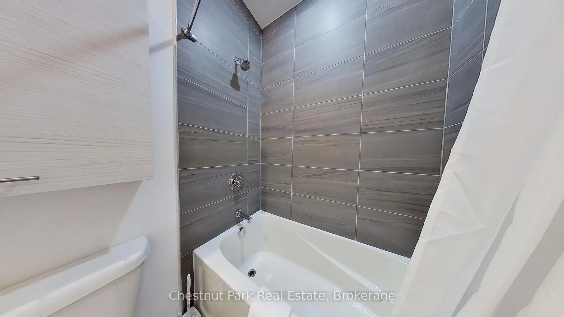 Photo 11 of Unit 410, 120 Carrick Trail, Gravenhurst, Muskoka (S) — HOMEH