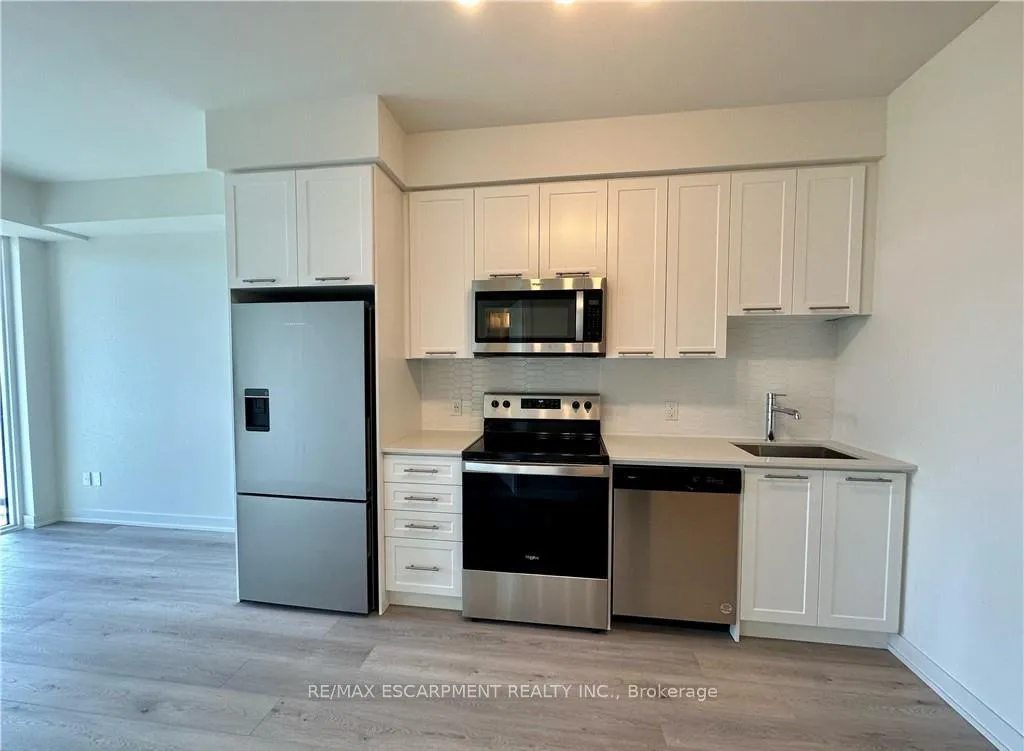 Photo 3 of Unit 1112, 385 Winston Road, Grimsby, Grimsby Beach — HOMEH