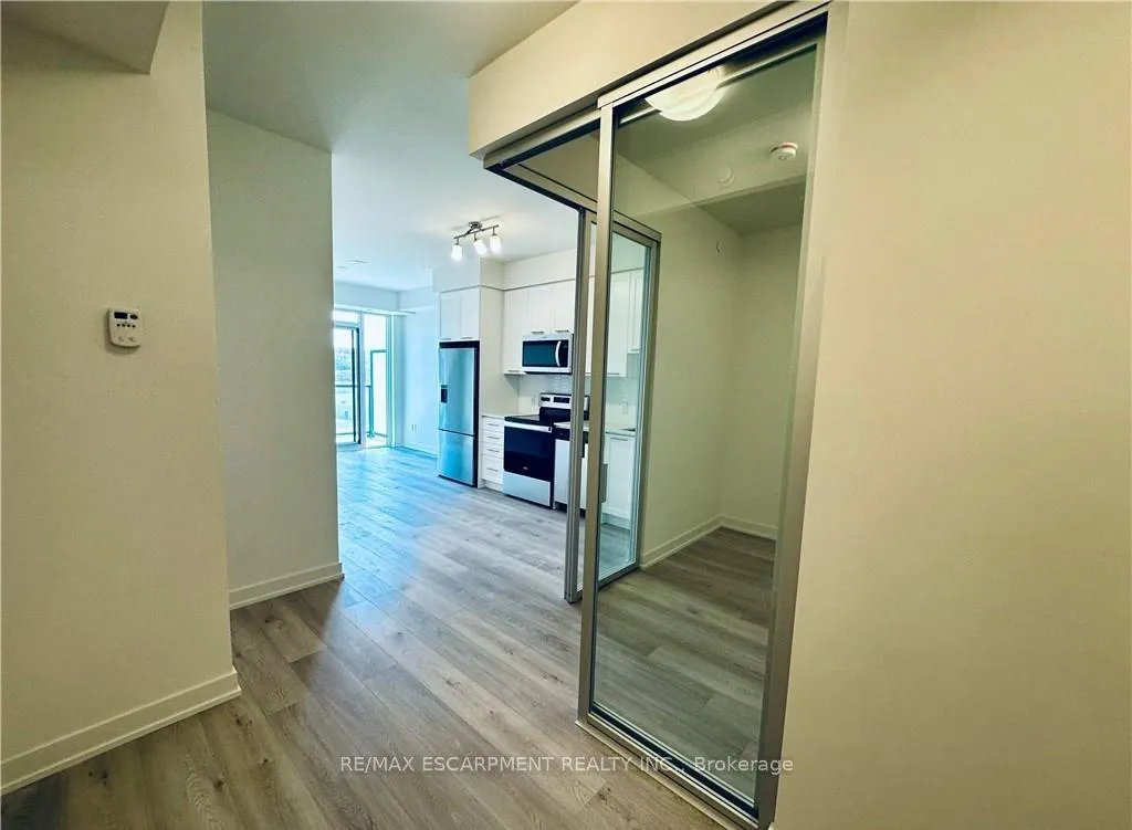 Photo 8 of Unit 1112, 385 Winston Road, Grimsby, Grimsby Beach — HOMEH