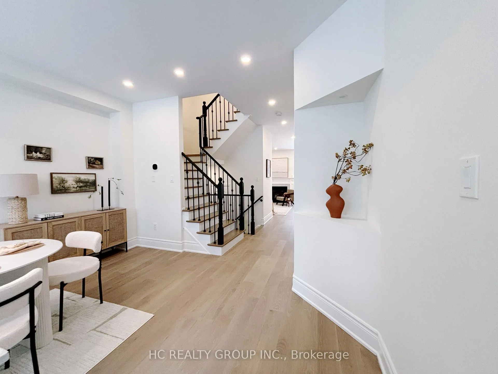 Photo 6 of 43 Sedgeway Heights, Vaughan, Vellore Village — HOMEH