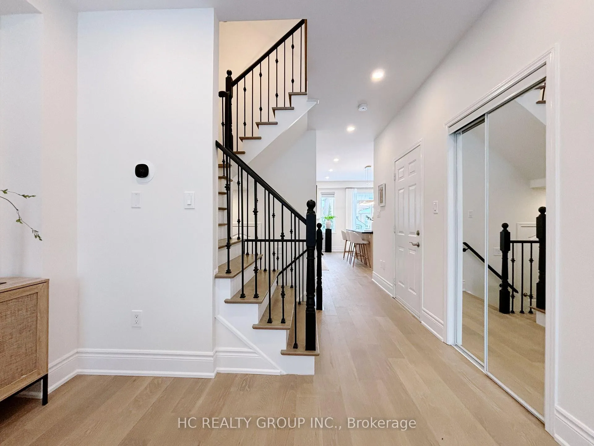 Photo 7 of 43 Sedgeway Heights, Vaughan, Vellore Village — HOMEH