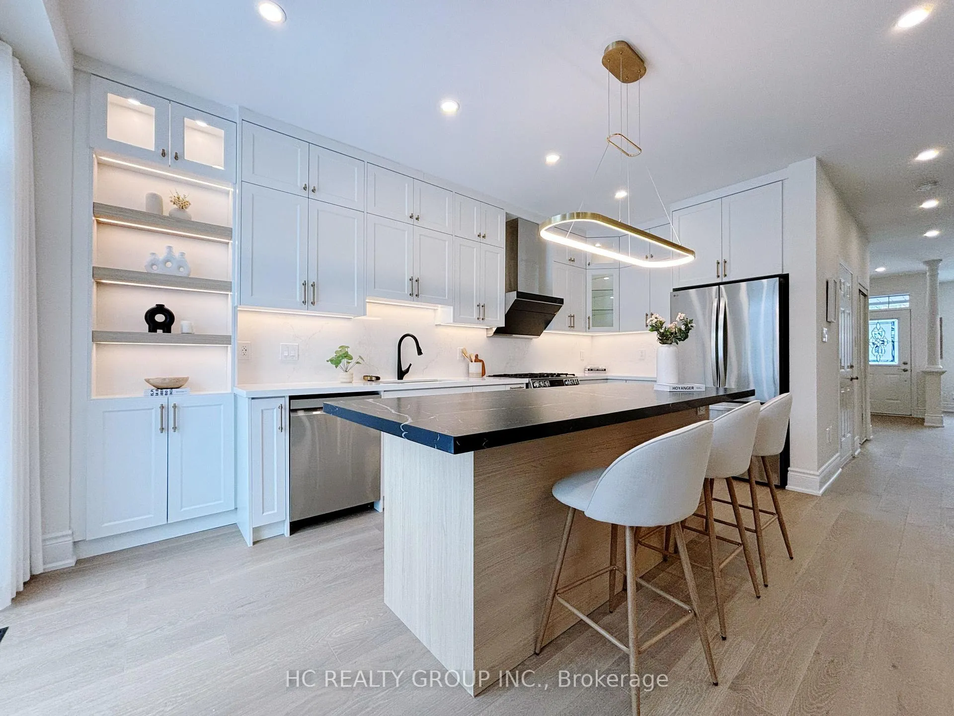 Photo 10 of 43 Sedgeway Heights, Vaughan, Vellore Village — HOMEH