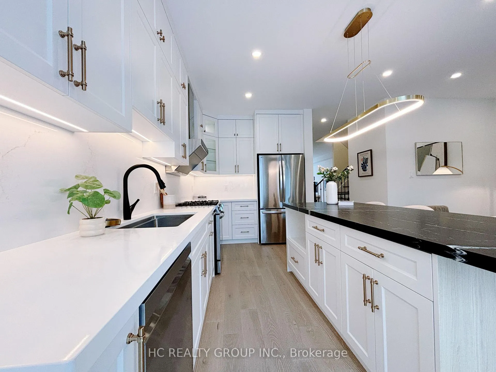 Photo 11 of 43 Sedgeway Heights, Vaughan, Vellore Village — HOMEH