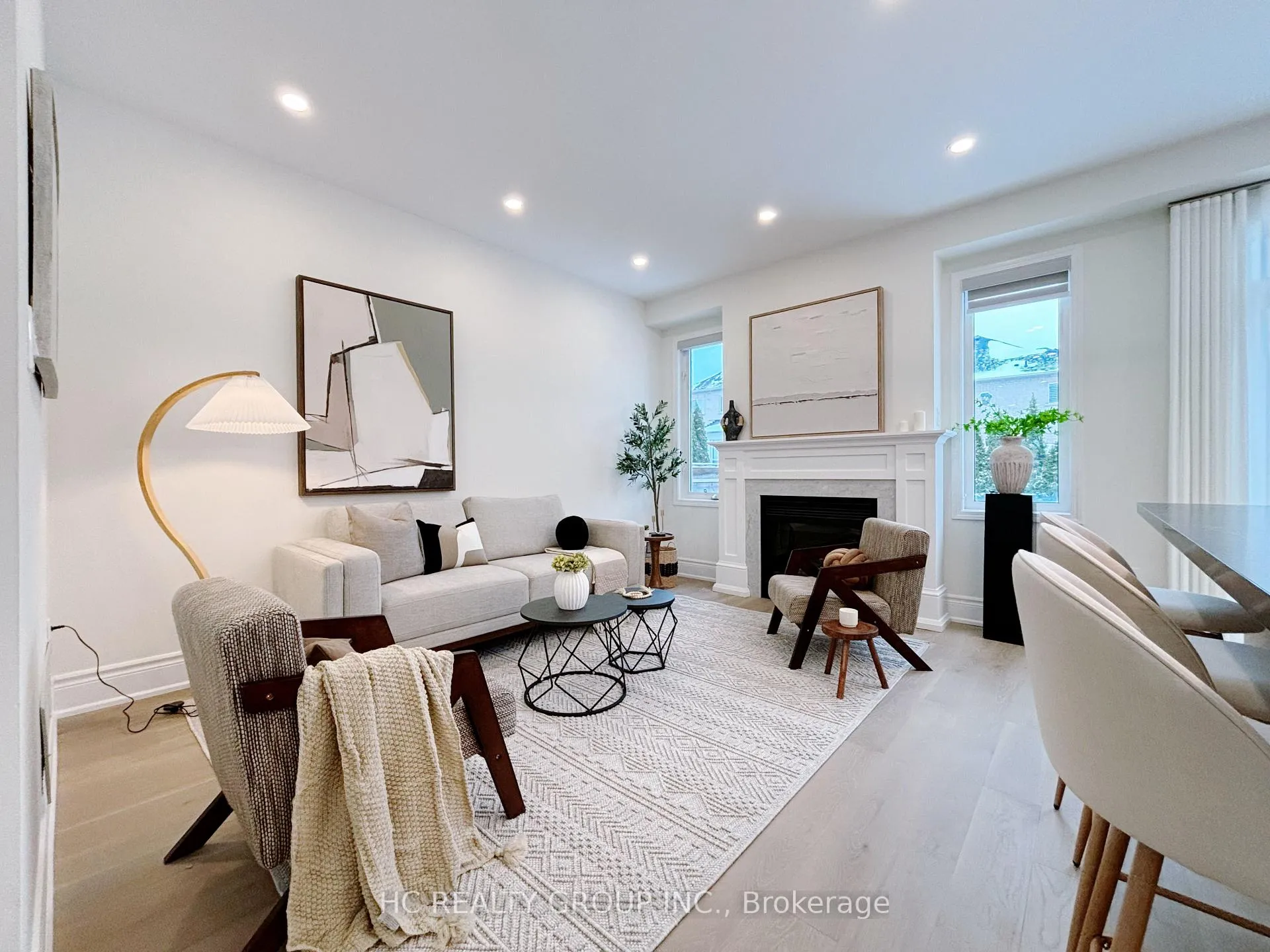 Photo 16 of 43 Sedgeway Heights, Vaughan, Vellore Village — HOMEH