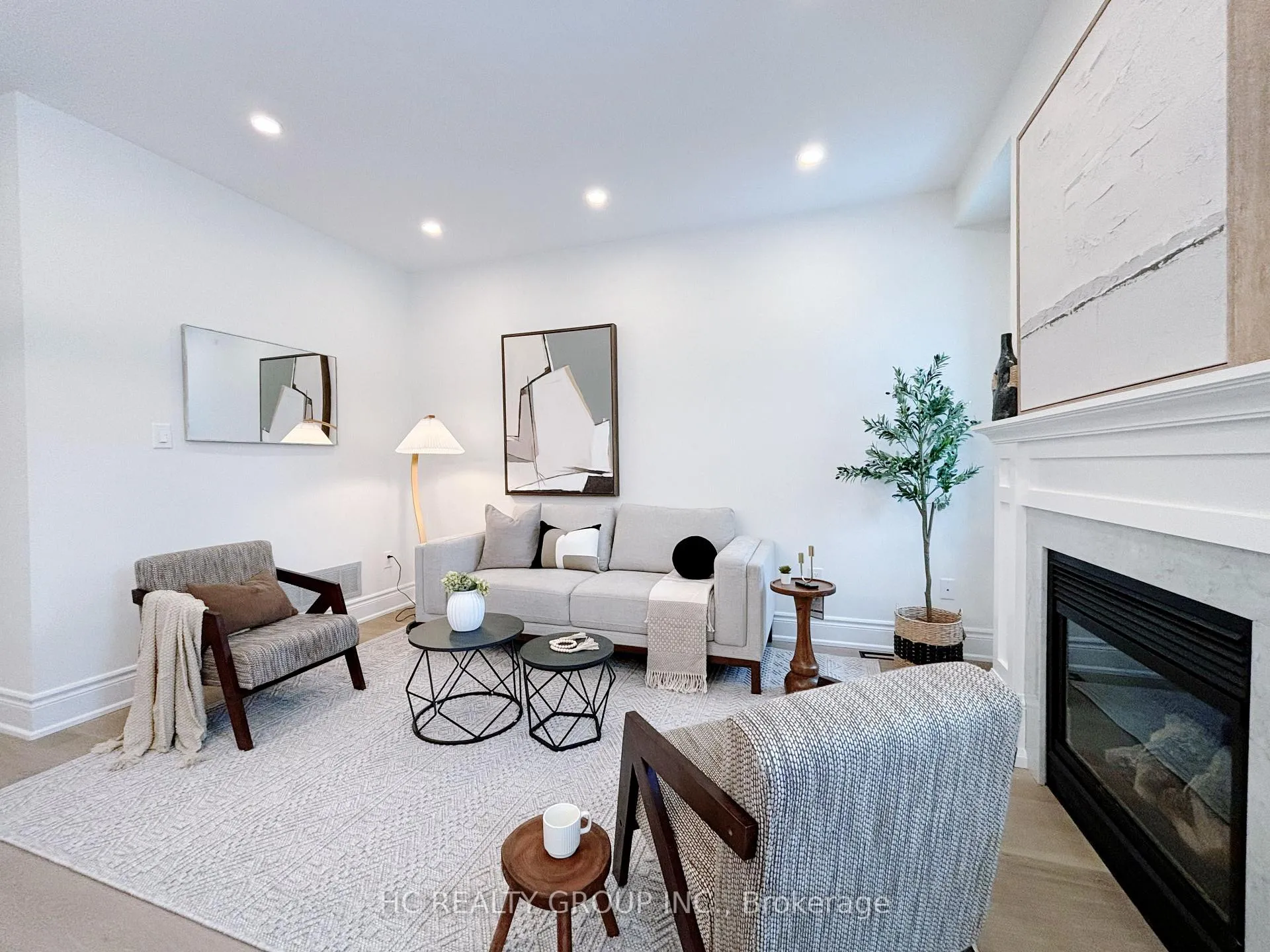 Photo 18 of 43 Sedgeway Heights, Vaughan, Vellore Village — HOMEH