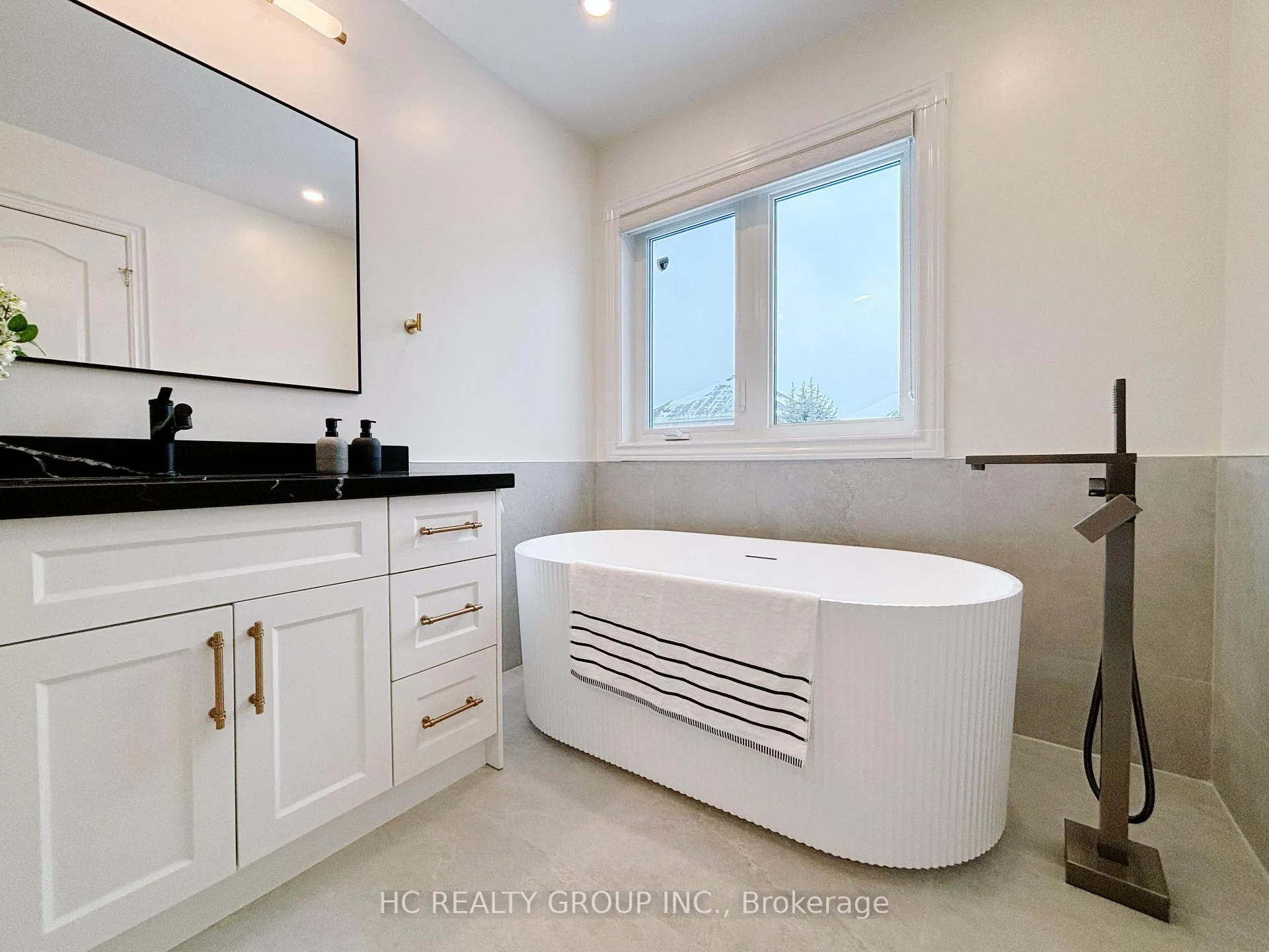 Photo 29 of 43 Sedgeway Heights, Vaughan, Vellore Village — HOMEH
