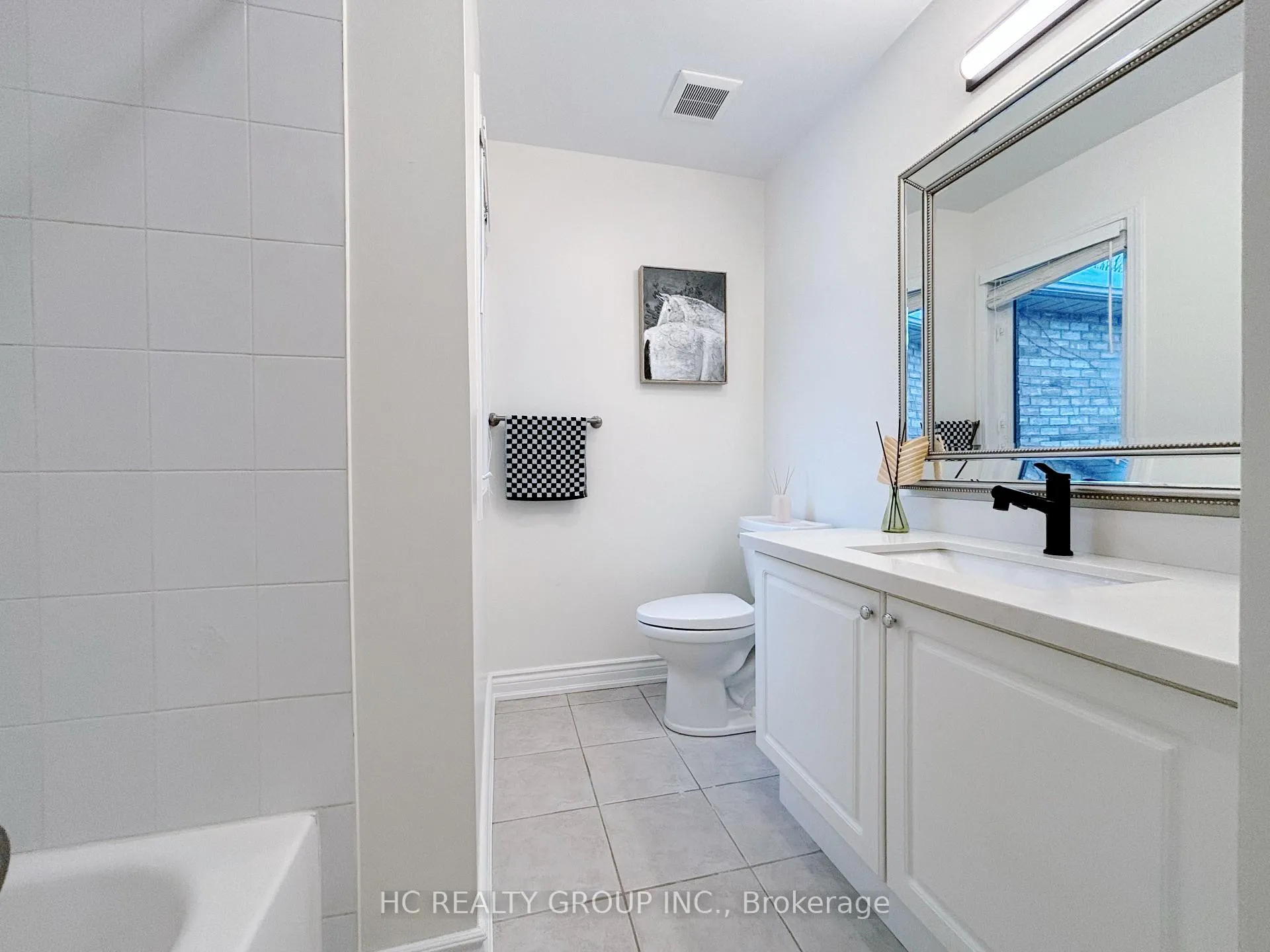 Photo 32 of 43 Sedgeway Heights, Vaughan, Vellore Village — HOMEH