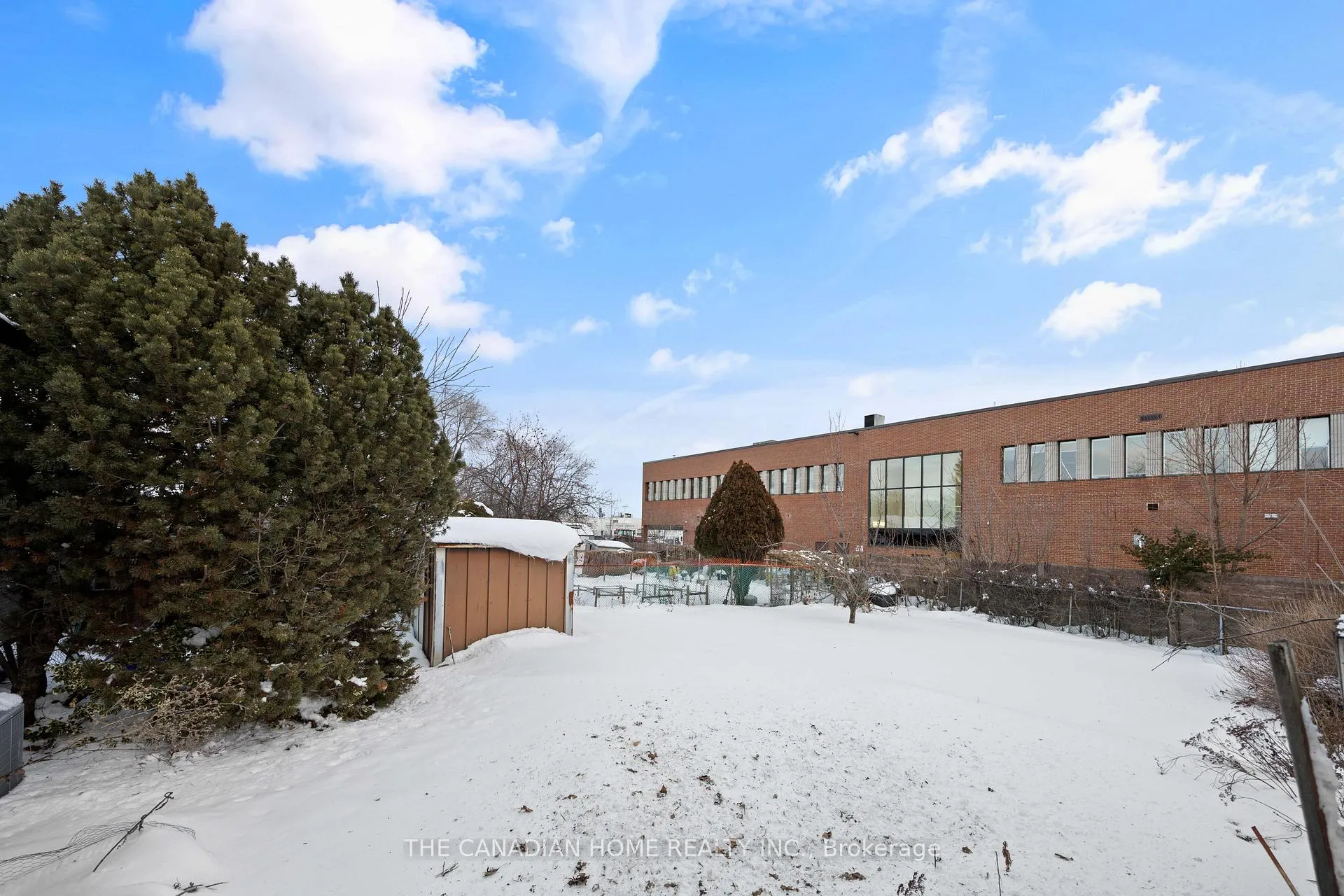 Photo 25 of 1 Archdekin Drive, Brampton, Madoc — HOMEH