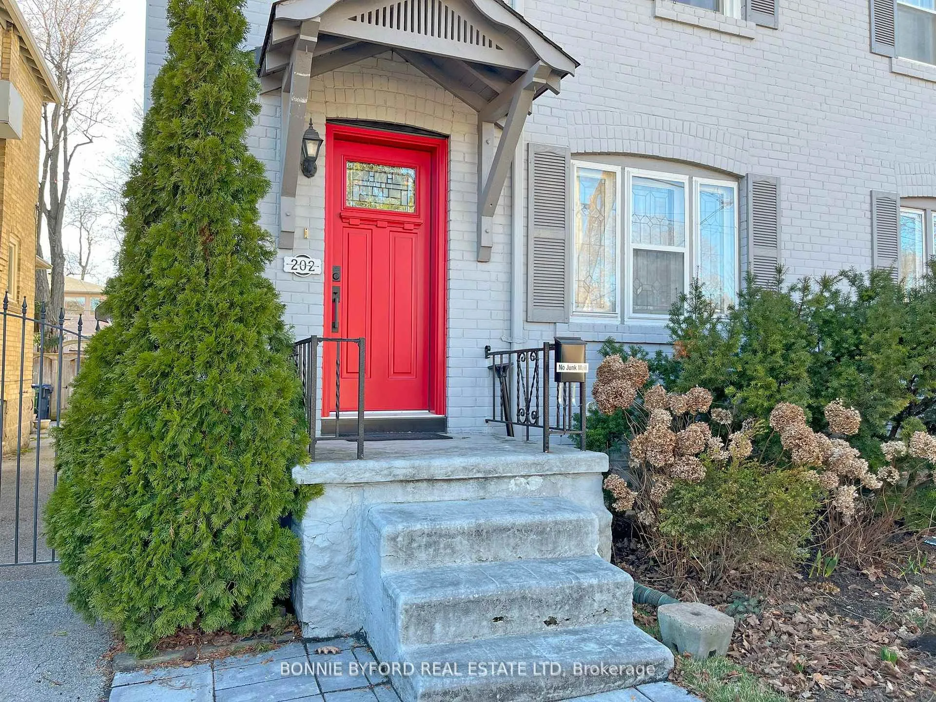 Photo 1 of 202 Airdrie Road, Toronto, Leaside — HOMEH