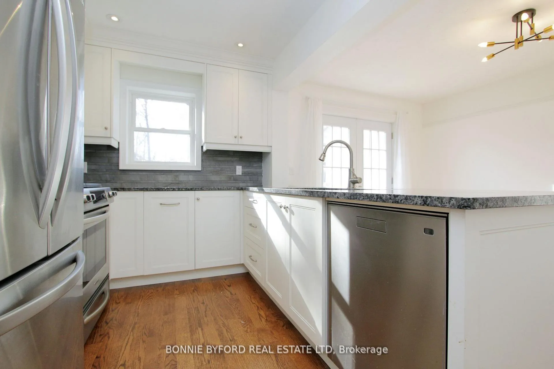 Photo 11 of 202 Airdrie Road, Toronto, Leaside — HOMEH