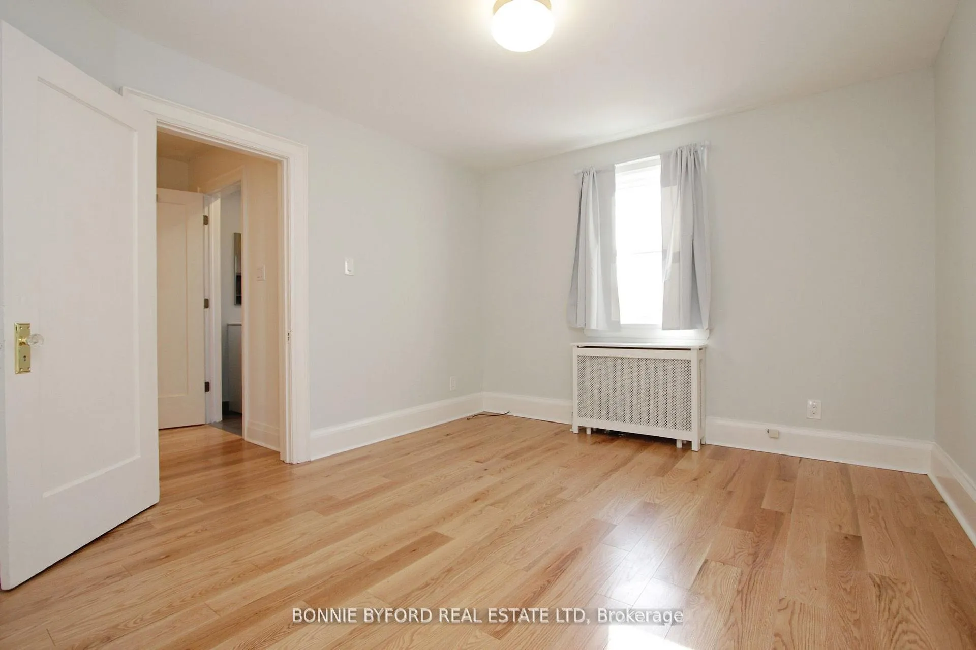 Photo 16 of 202 Airdrie Road, Toronto, Leaside — HOMEH
