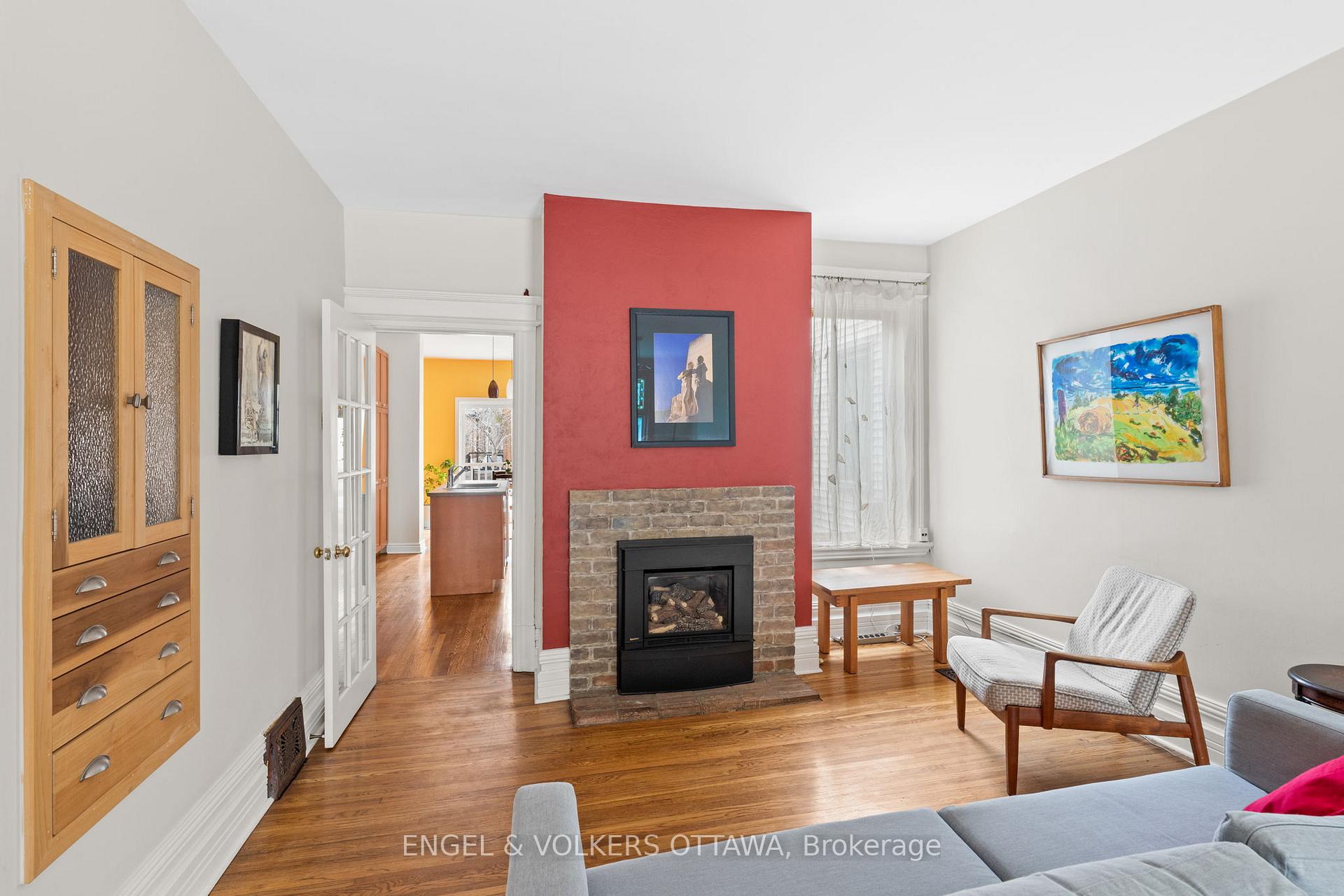 Photo 4 of 95 Goulburn Avenue, Ottawa, Sandy Hill — HOMEH