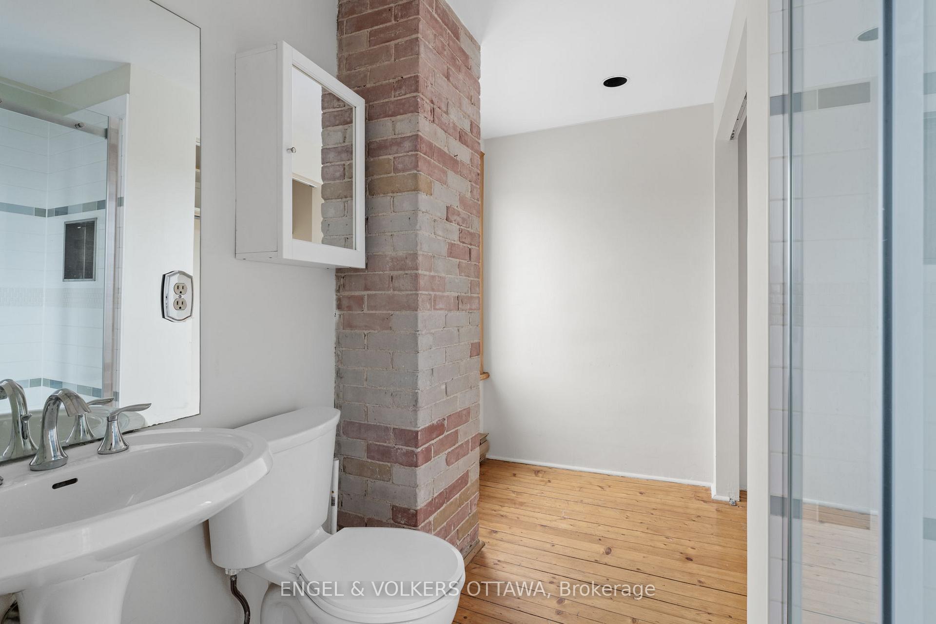 Photo 23 of 95 Goulburn Avenue, Ottawa, Sandy Hill — HOMEH