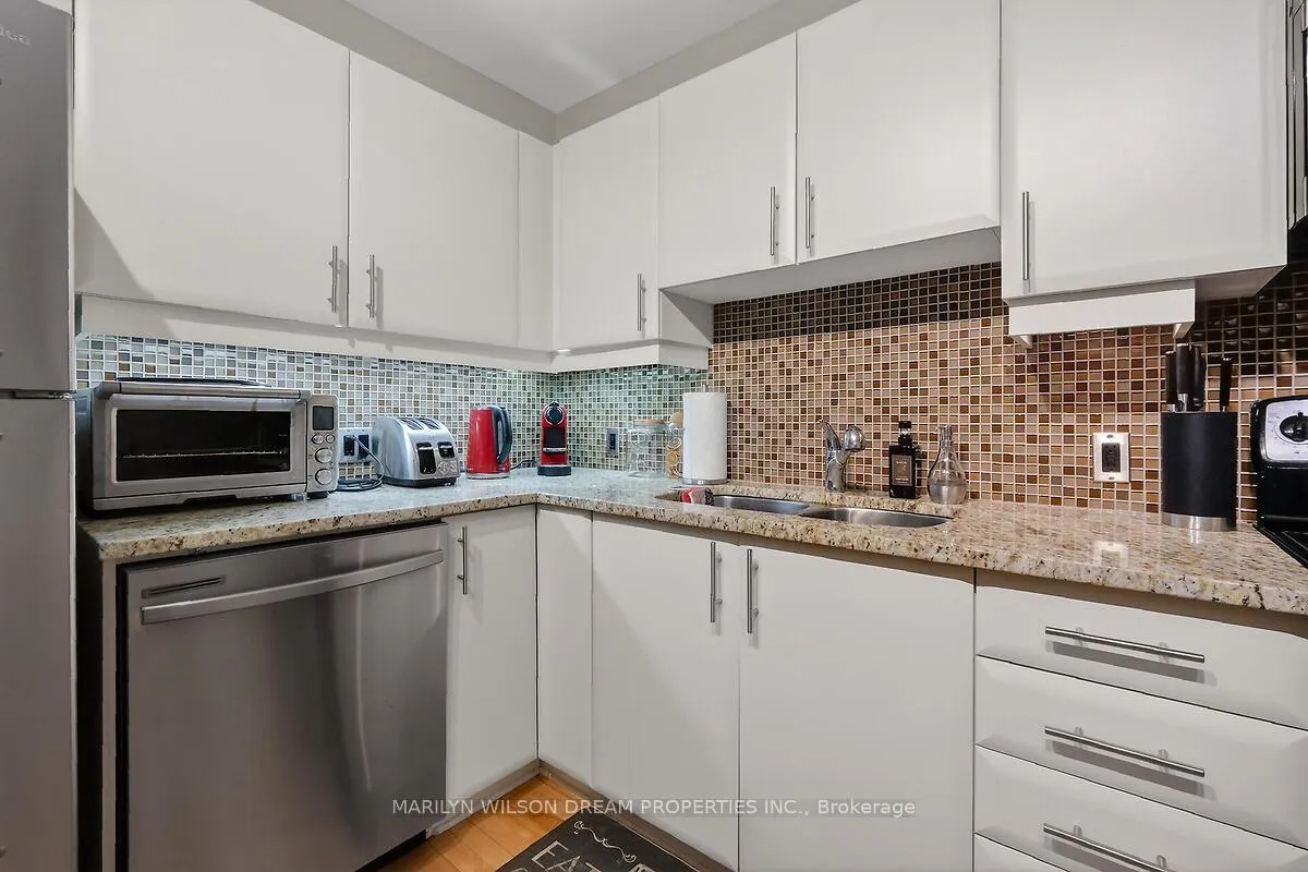 Photo 12 of Unit 906, 330 Loretta Avenue S, Ottawa, West Centre Town — HOMEH