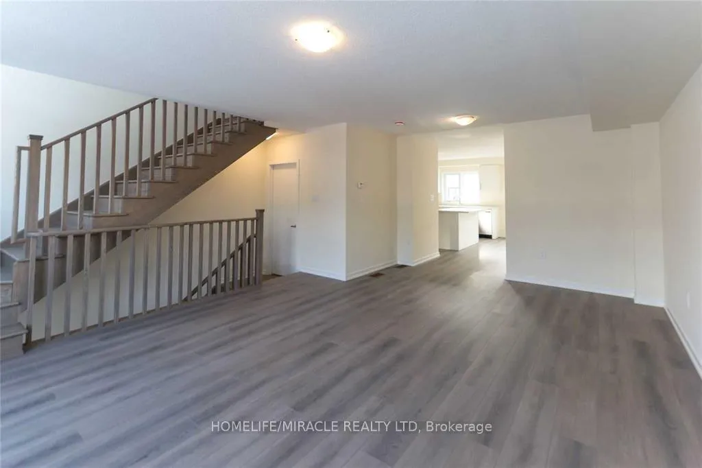 Photo 9 of 1431 Bradenton Path, Oshawa, Eastdale — HOMEH