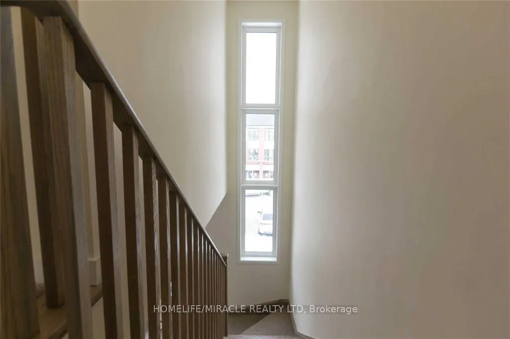 Photo 11 of 1431 Bradenton Path, Oshawa, Eastdale — HOMEH