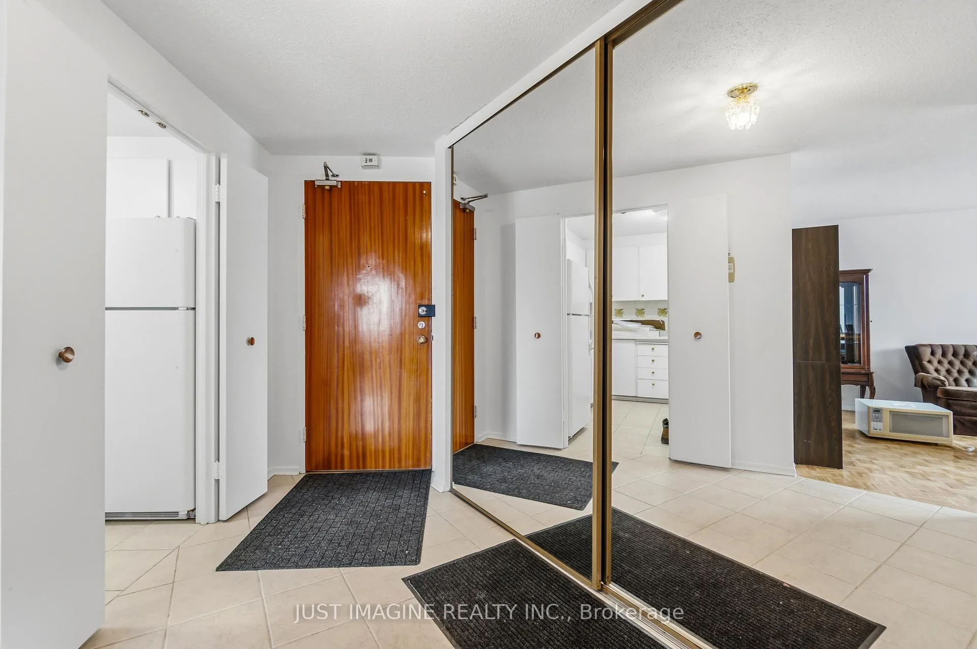 Photo 4 of Unit 201, 3100 Carling Avenue, Ottawa, Bayshore — HOMEH