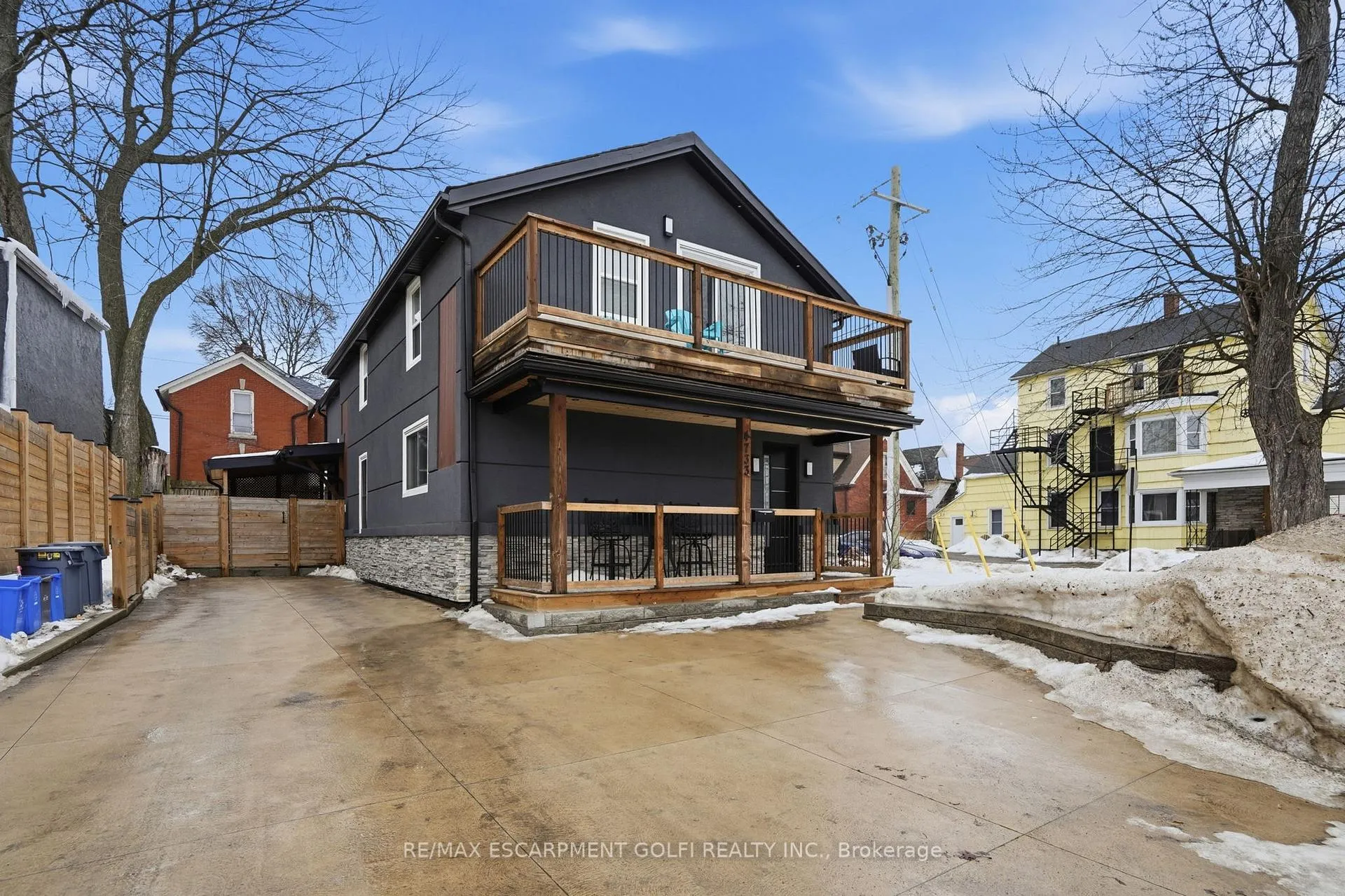 Front of Unit Lower, 4733 River Road