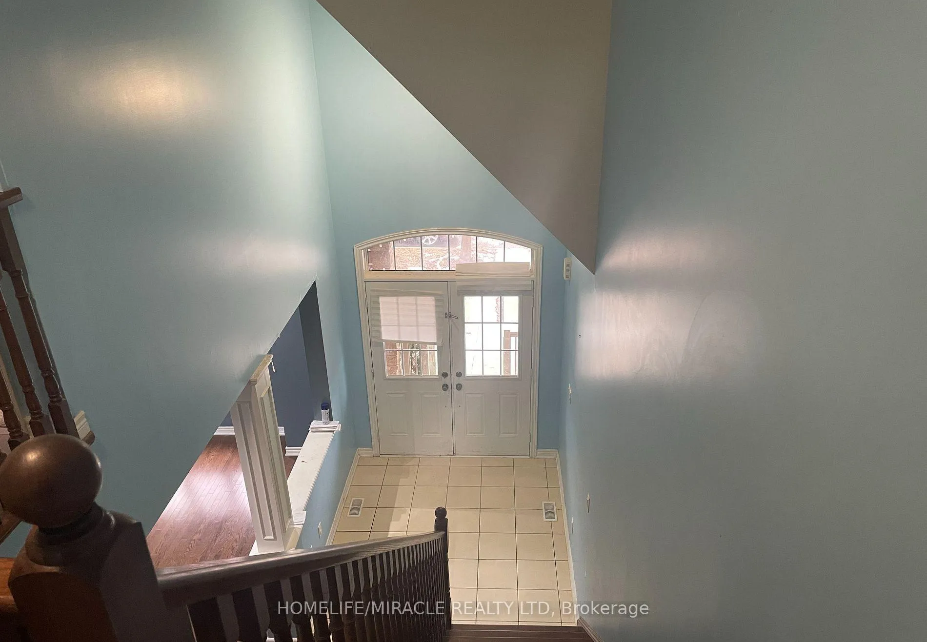 Photo 13 of 46 Naperton Drive, Brampton, Sandringham-Wellington — HOMEH