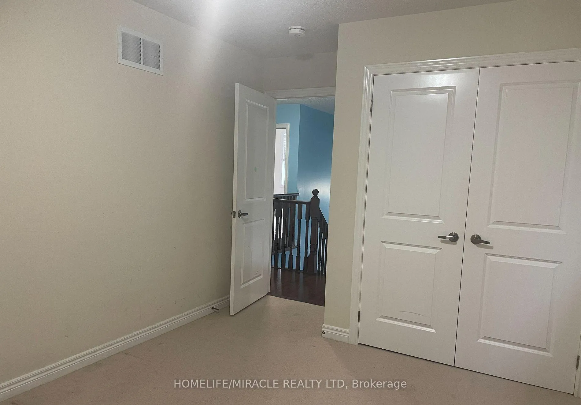 Photo 21 of 46 Naperton Drive, Brampton, Sandringham-Wellington — HOMEH