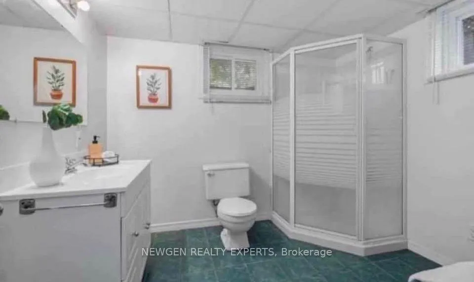 Photo 16 of 35 Gram Avenue, Welland, N. Welland — HOMEH