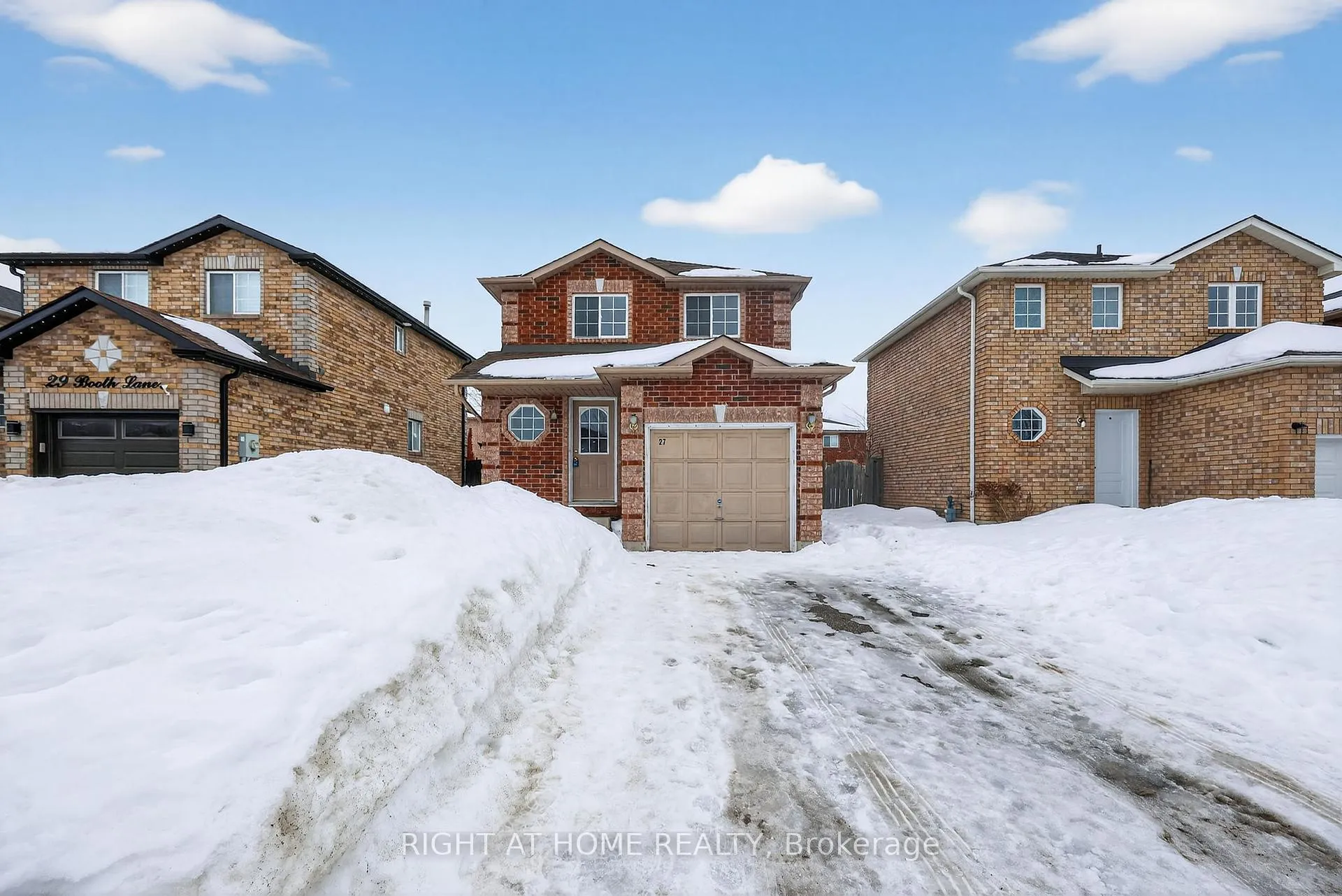 Photo 3 of 27 Booth Lane, Barrie, Rural Barrie Southeast — HOMEH