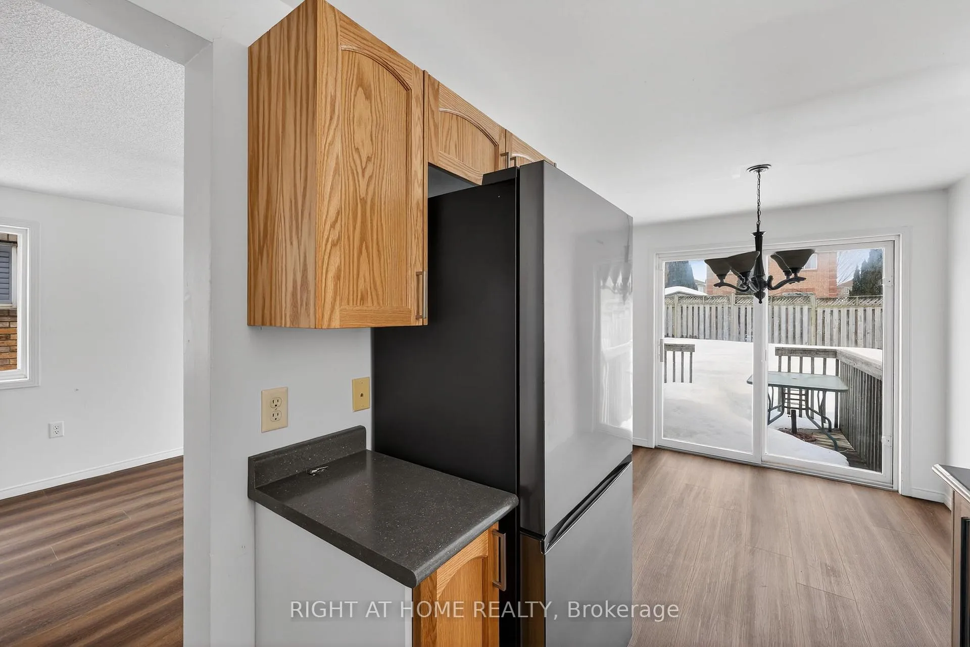 Photo 15 of 27 Booth Lane, Barrie, Rural Barrie Southeast — HOMEH