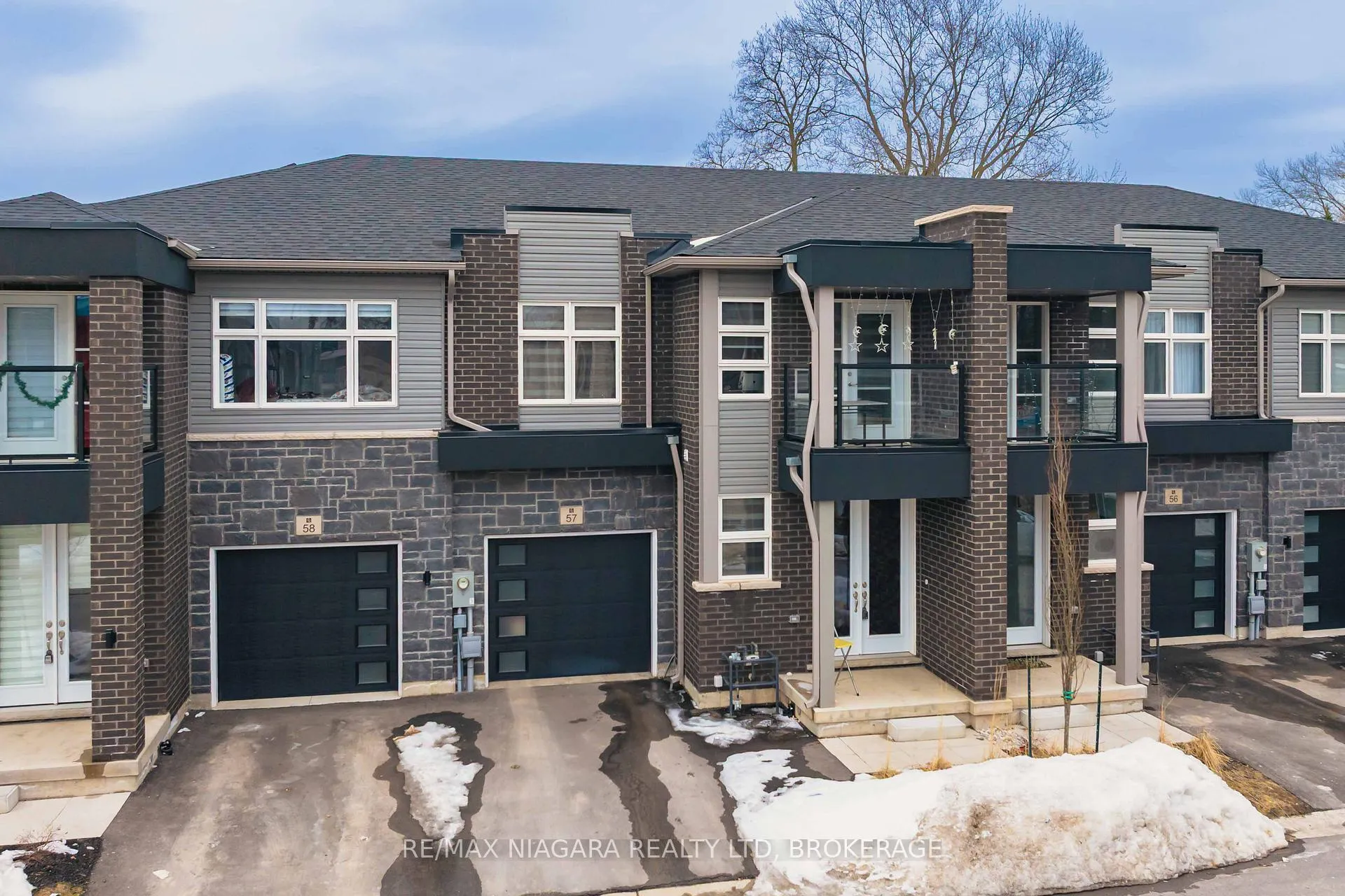 Front of Unit 57, 5672 Dorchester Road