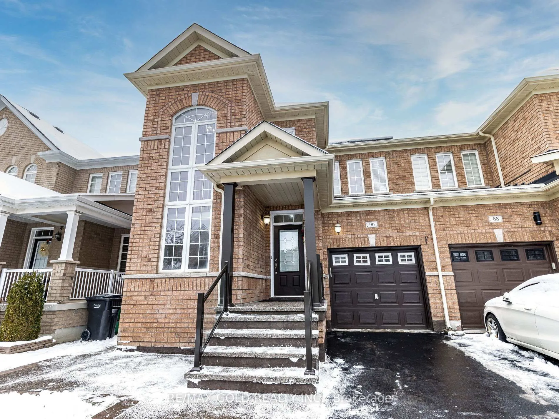 Photo 3 of Unit Upper, 90 Begonia Crescent, Brampton, Northwest Sandalwood Parkway — HOMEH