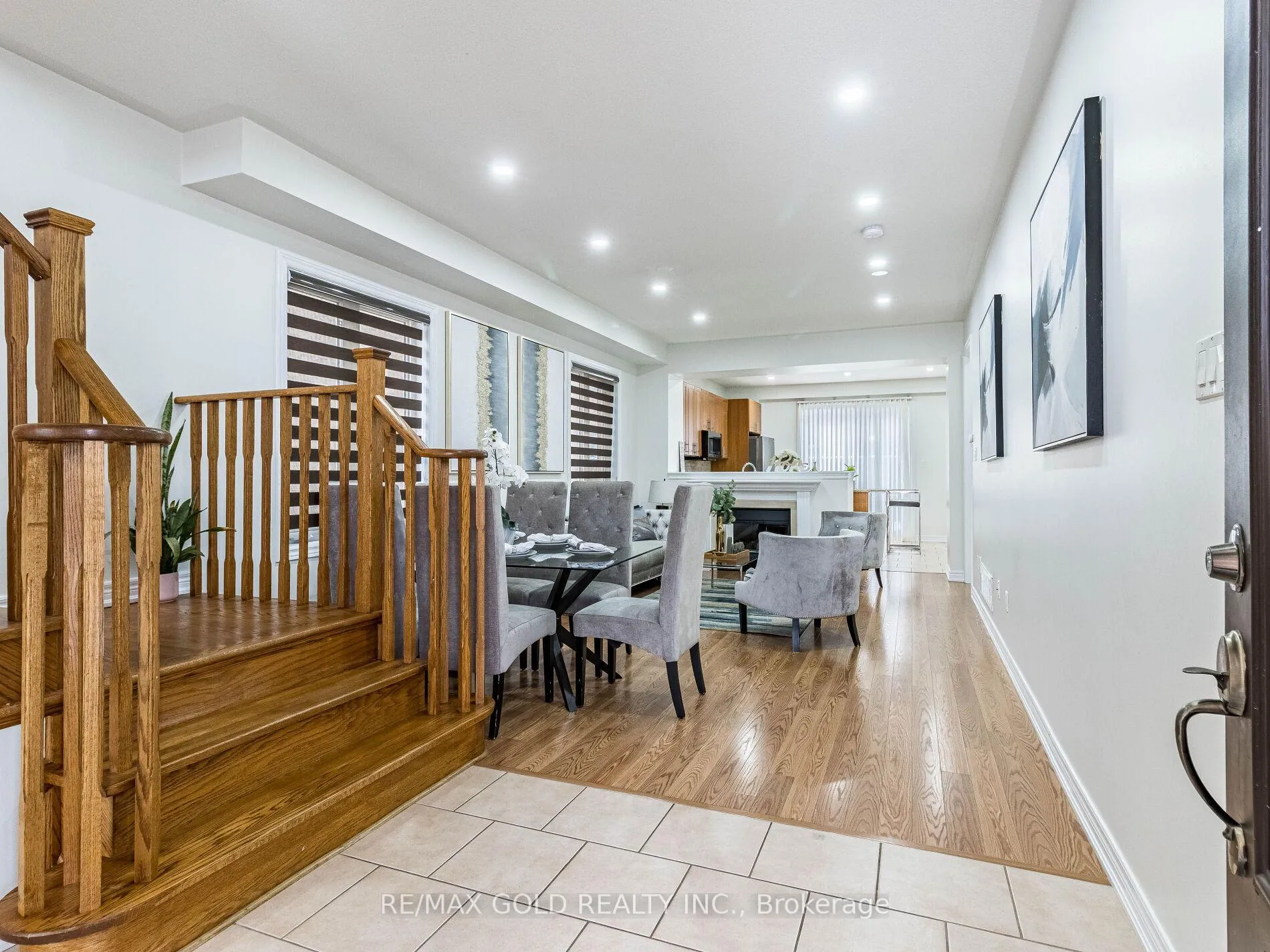 Photo 4 of Unit Upper, 90 Begonia Crescent, Brampton, Northwest Sandalwood Parkway — HOMEH