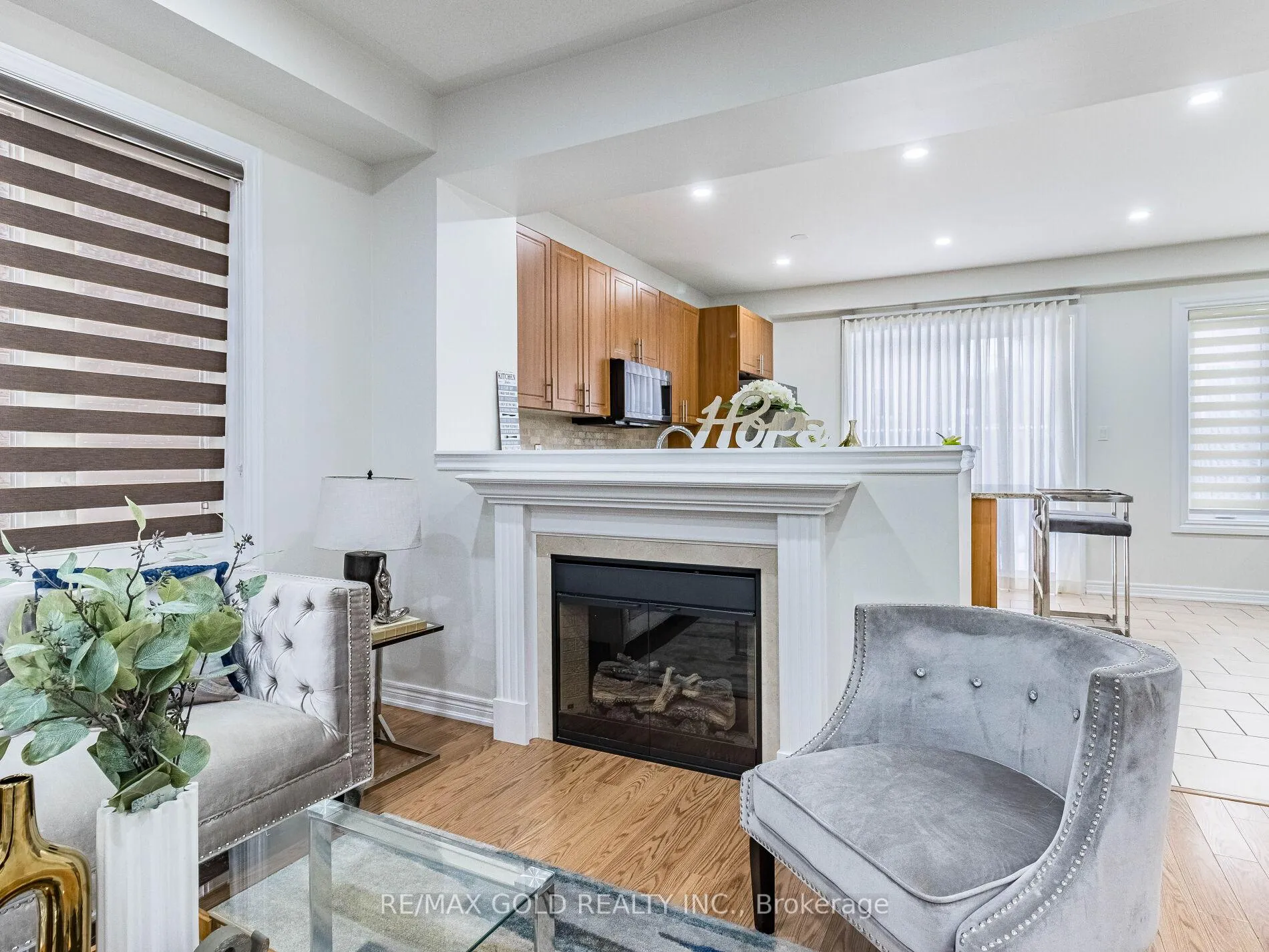 Photo 11 of Unit Upper, 90 Begonia Crescent, Brampton, Northwest Sandalwood Parkway — HOMEH