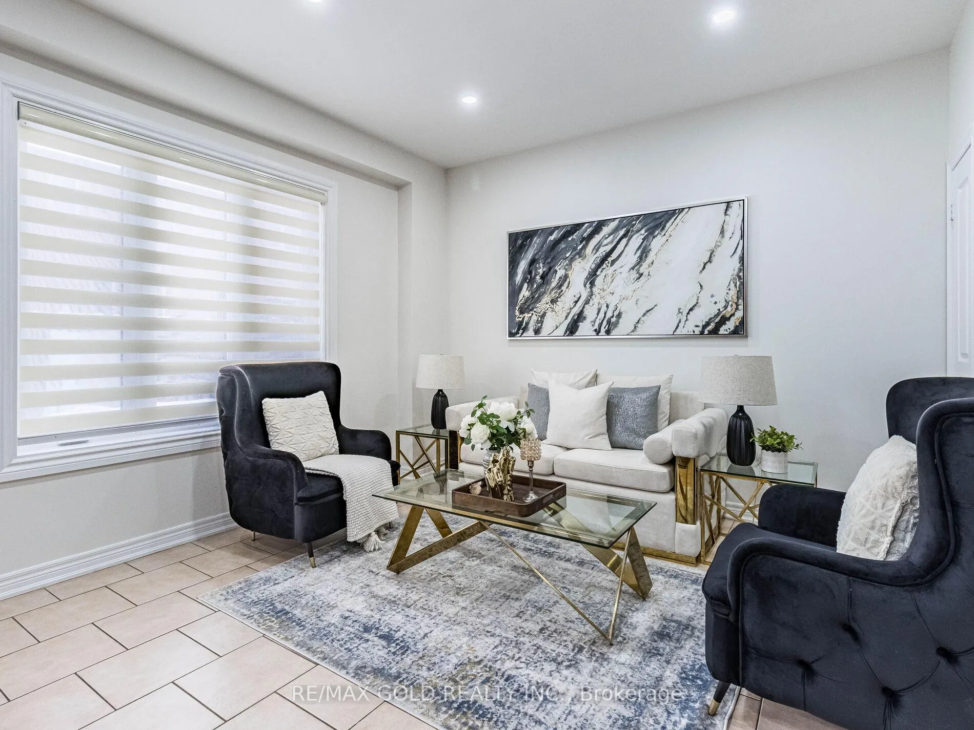 Photo 16 of Unit Upper, 90 Begonia Crescent, Brampton, Northwest Sandalwood Parkway — HOMEH