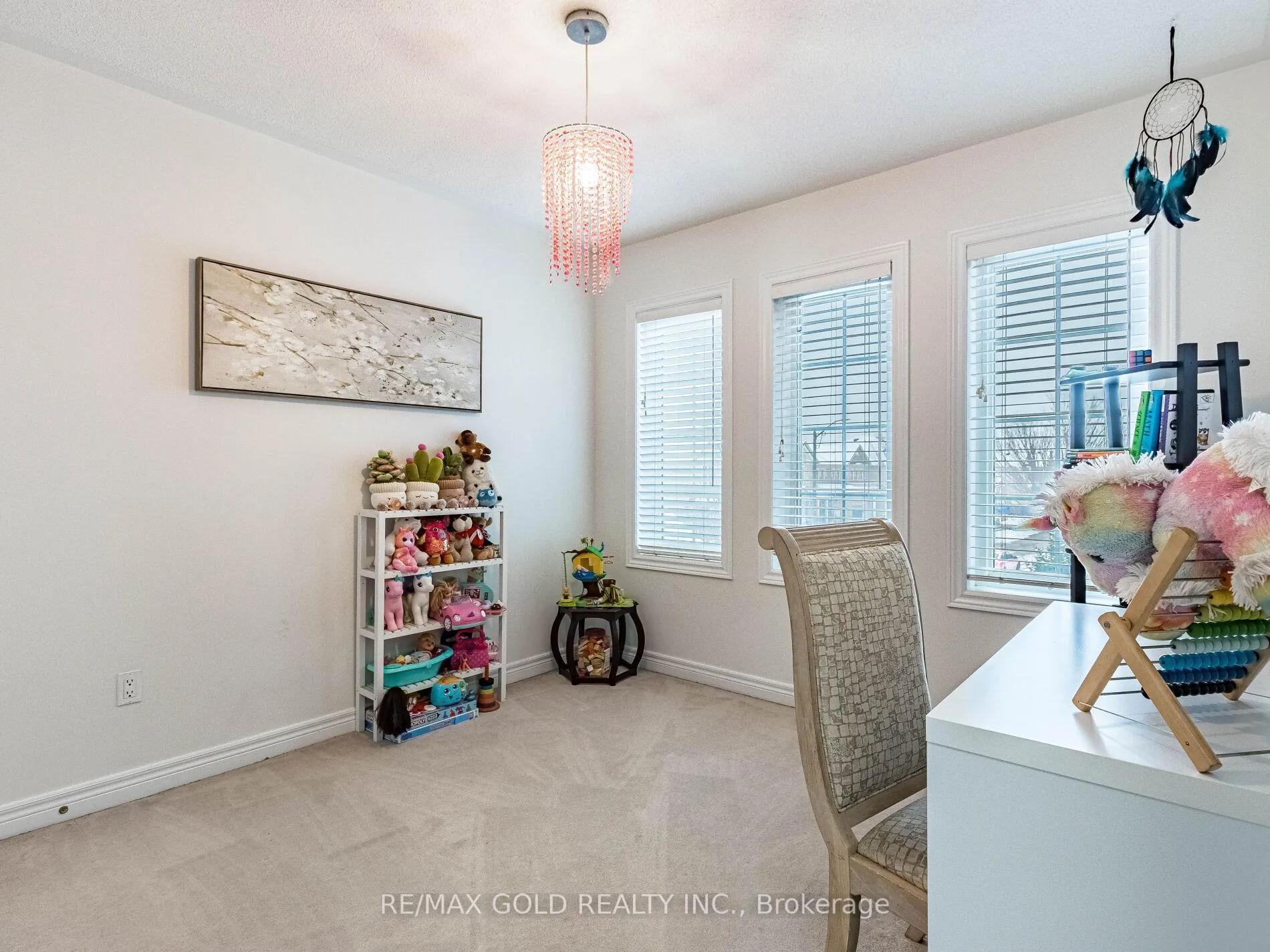 Photo 38 of Unit Upper, 90 Begonia Crescent, Brampton, Northwest Sandalwood Parkway — HOMEH