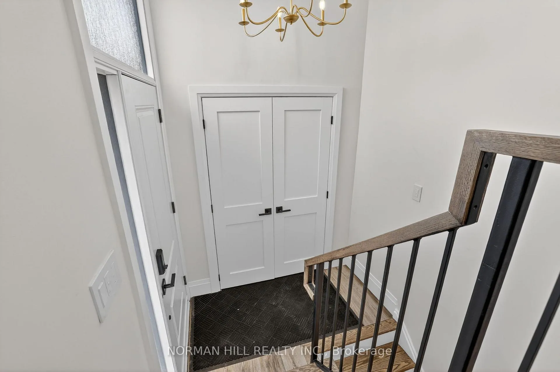 Photo 4 of 4 Patrick Drive, Aurora, Aurora Highlands — HOMEH