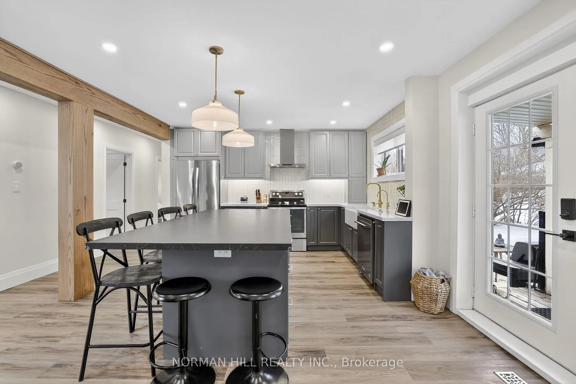 Photo 9 of 4 Patrick Drive, Aurora, Aurora Highlands — HOMEH