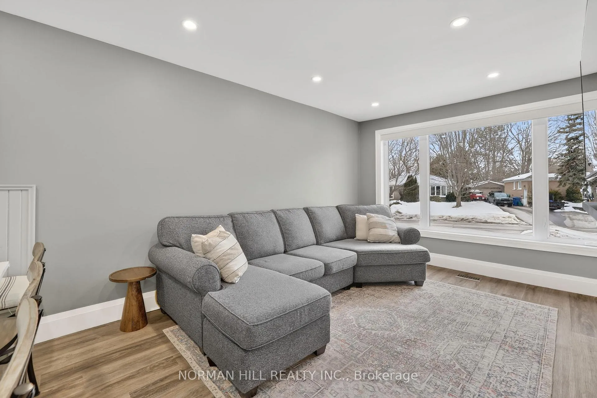 Photo 19 of 4 Patrick Drive, Aurora, Aurora Highlands — HOMEH