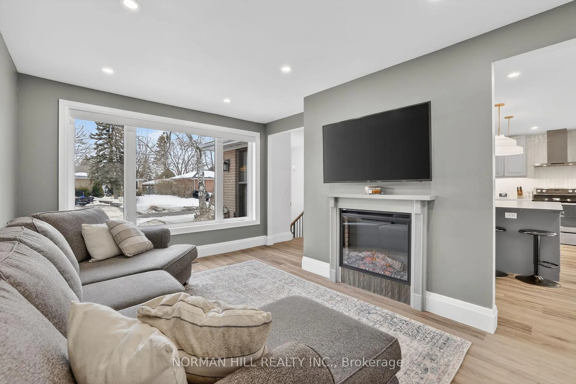 Photo 20 of 4 Patrick Drive, Aurora, Aurora Highlands — HOMEH