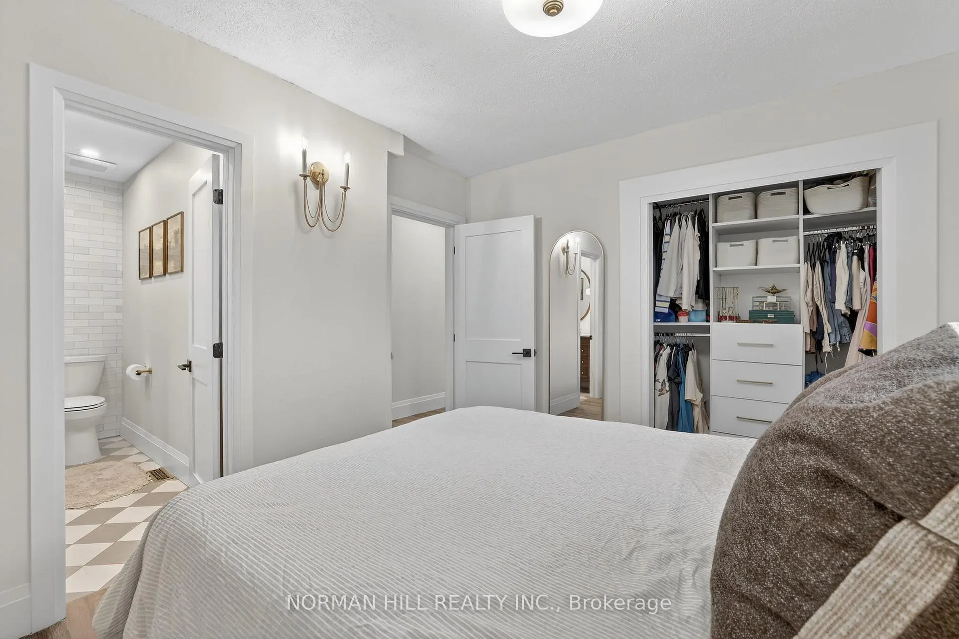Photo 27 of 4 Patrick Drive, Aurora, Aurora Highlands — HOMEH
